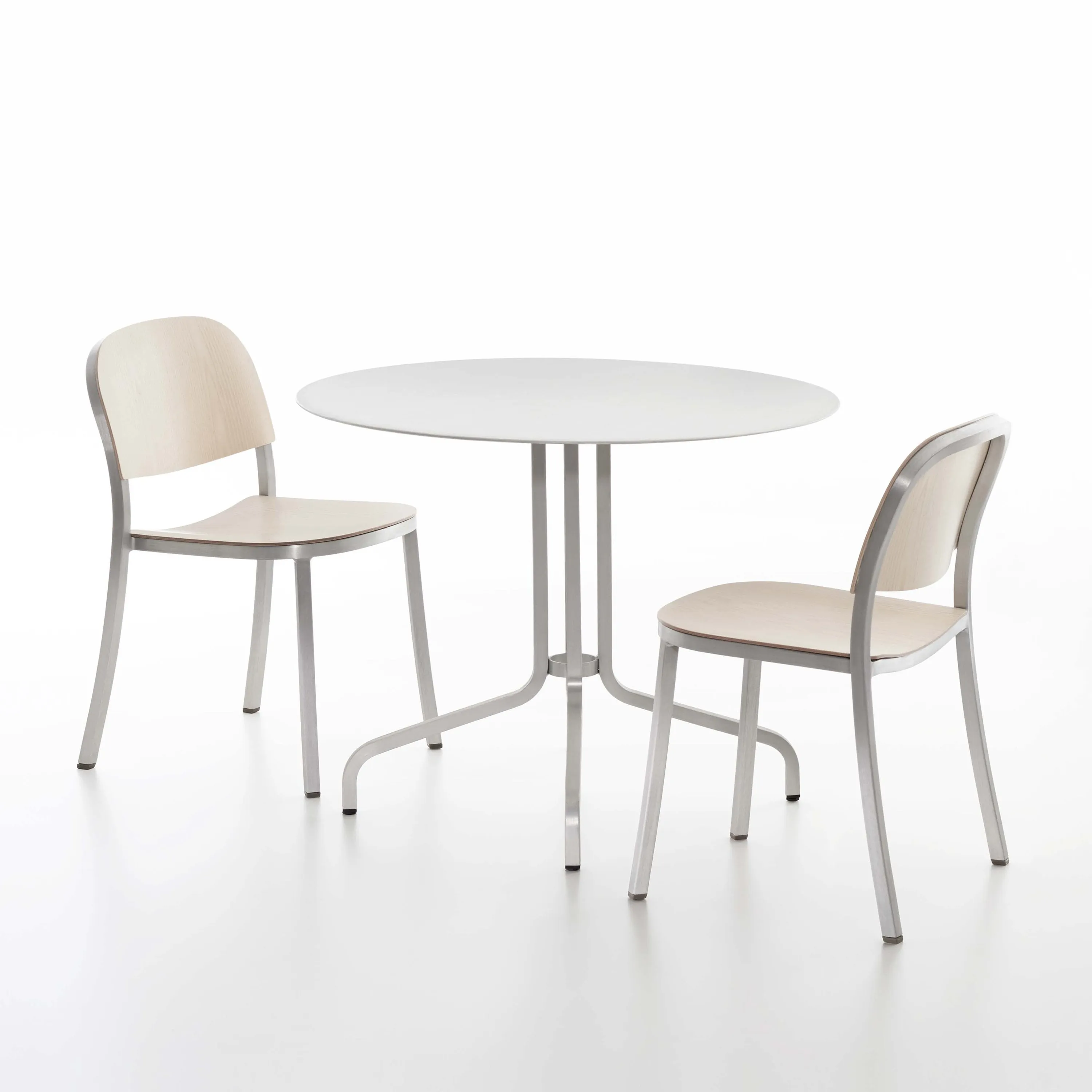 1 Inch Round Cafe Table