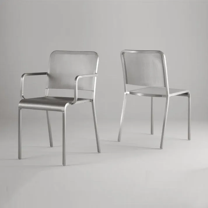 20-06 Armchair