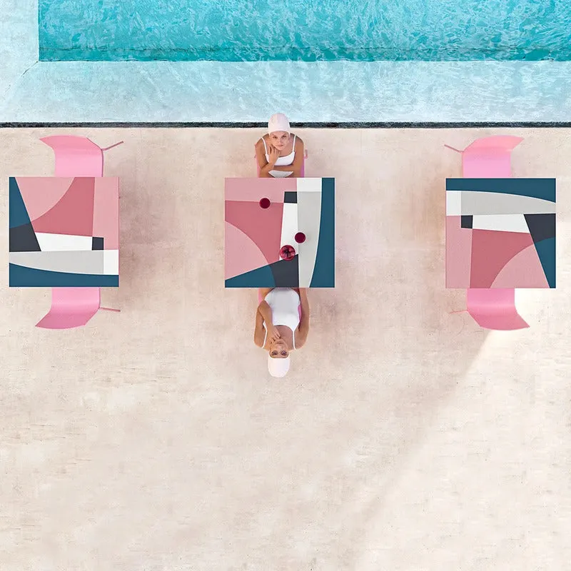 Abstrakt Mona Square Table
