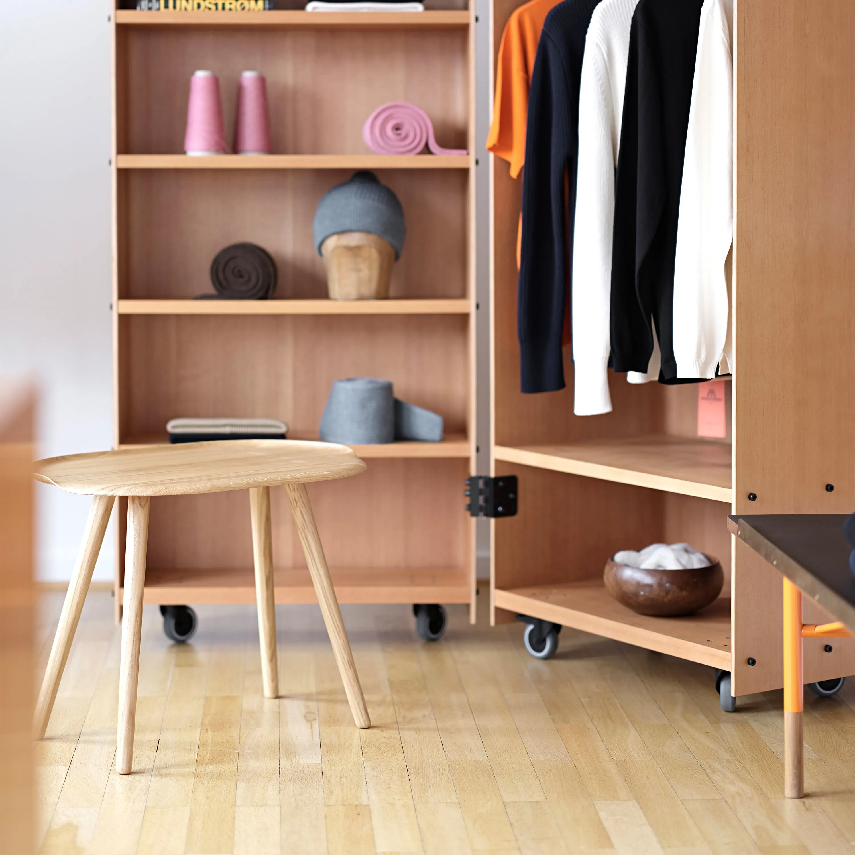 Akande 4-Legs Stool