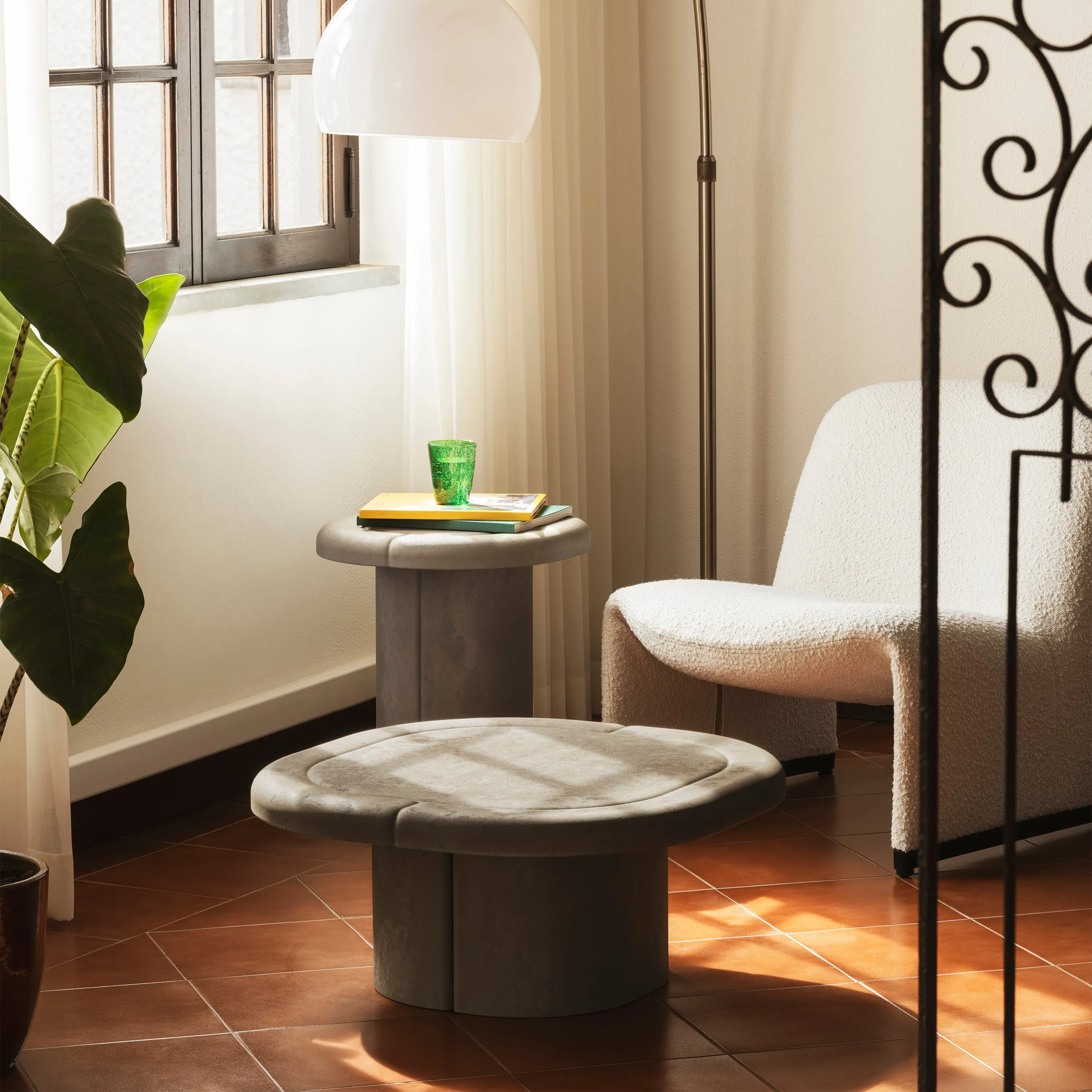 Alder Square Lounge/Coffee Table