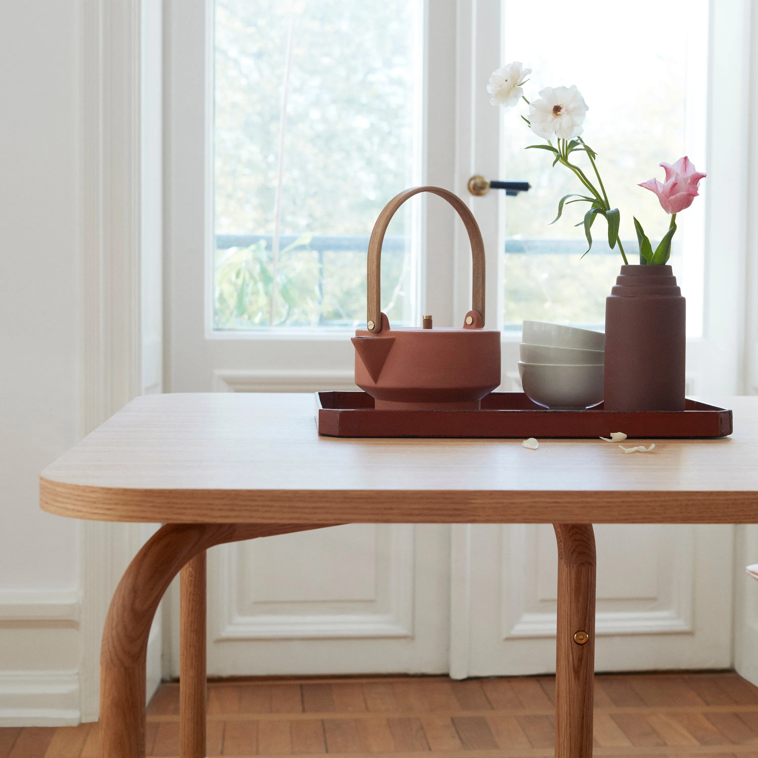 Aldus Dining Table