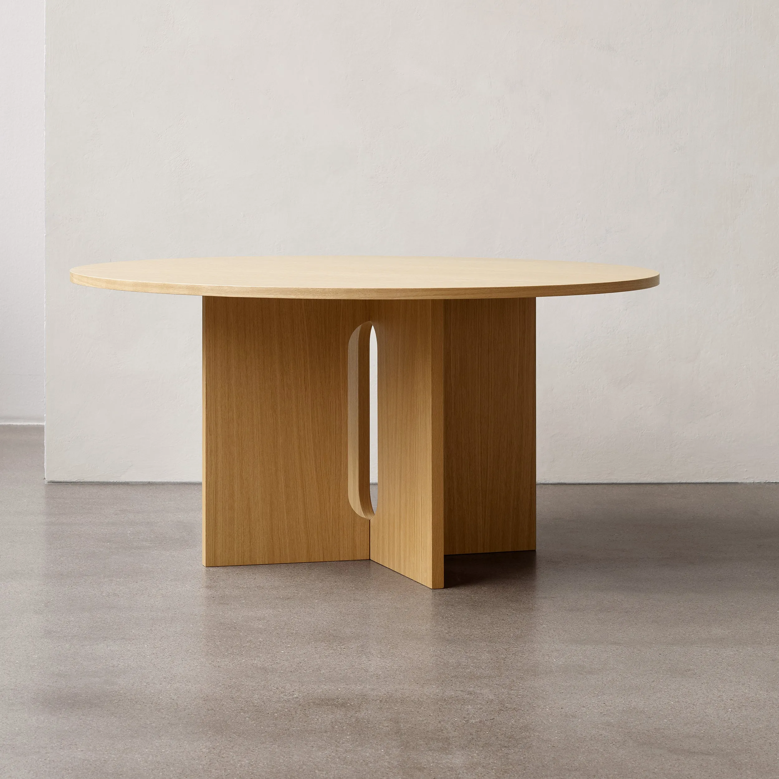 Androgyne Dining Table
