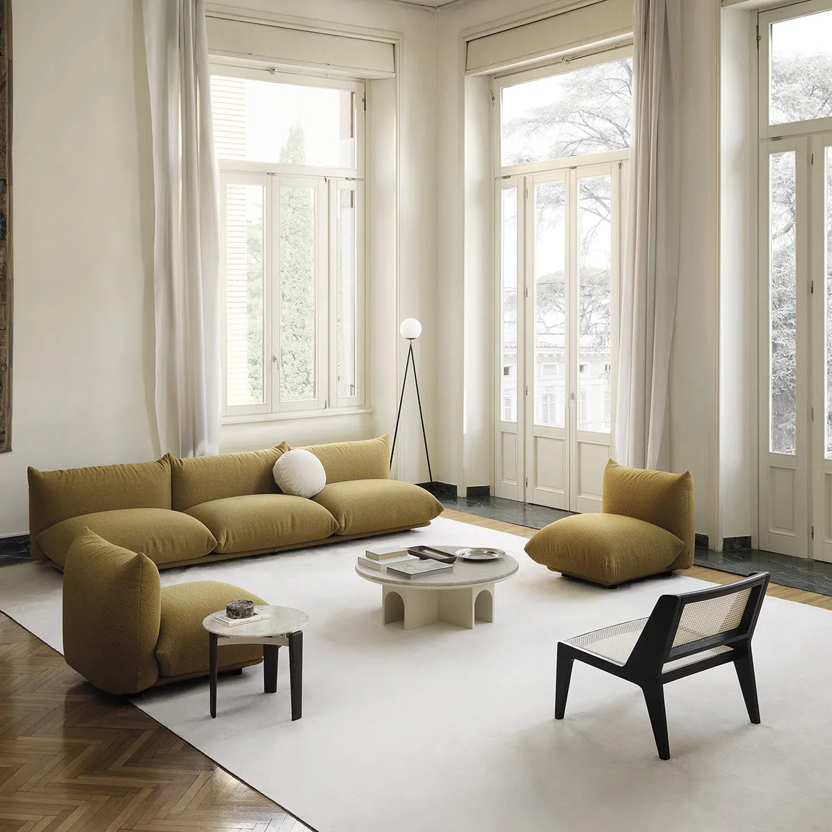 Arcolor Coffee Table