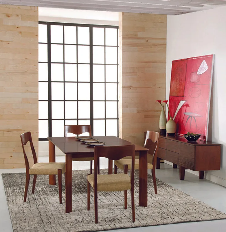 Ari Dining Table