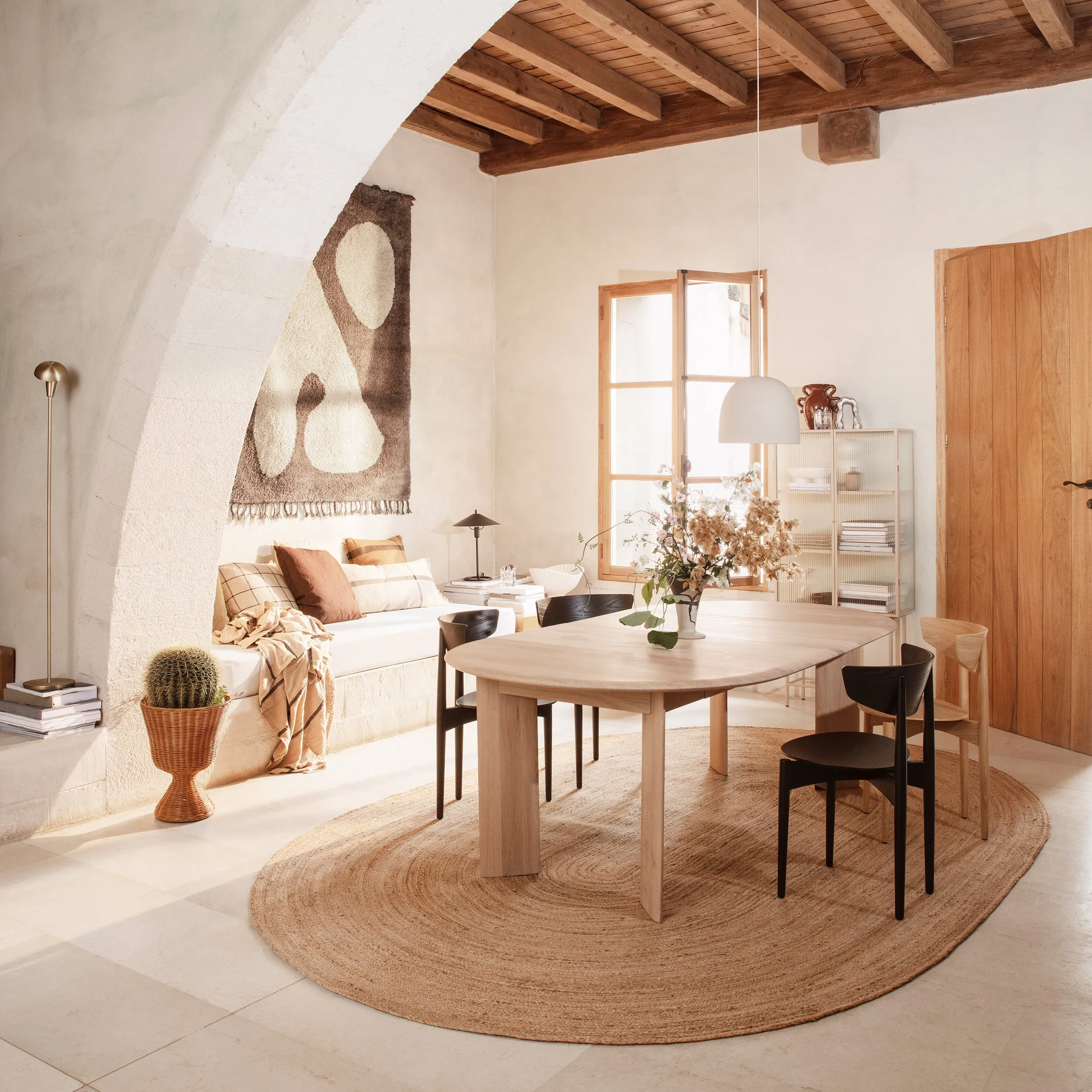 Bevel Extendable Dining Table