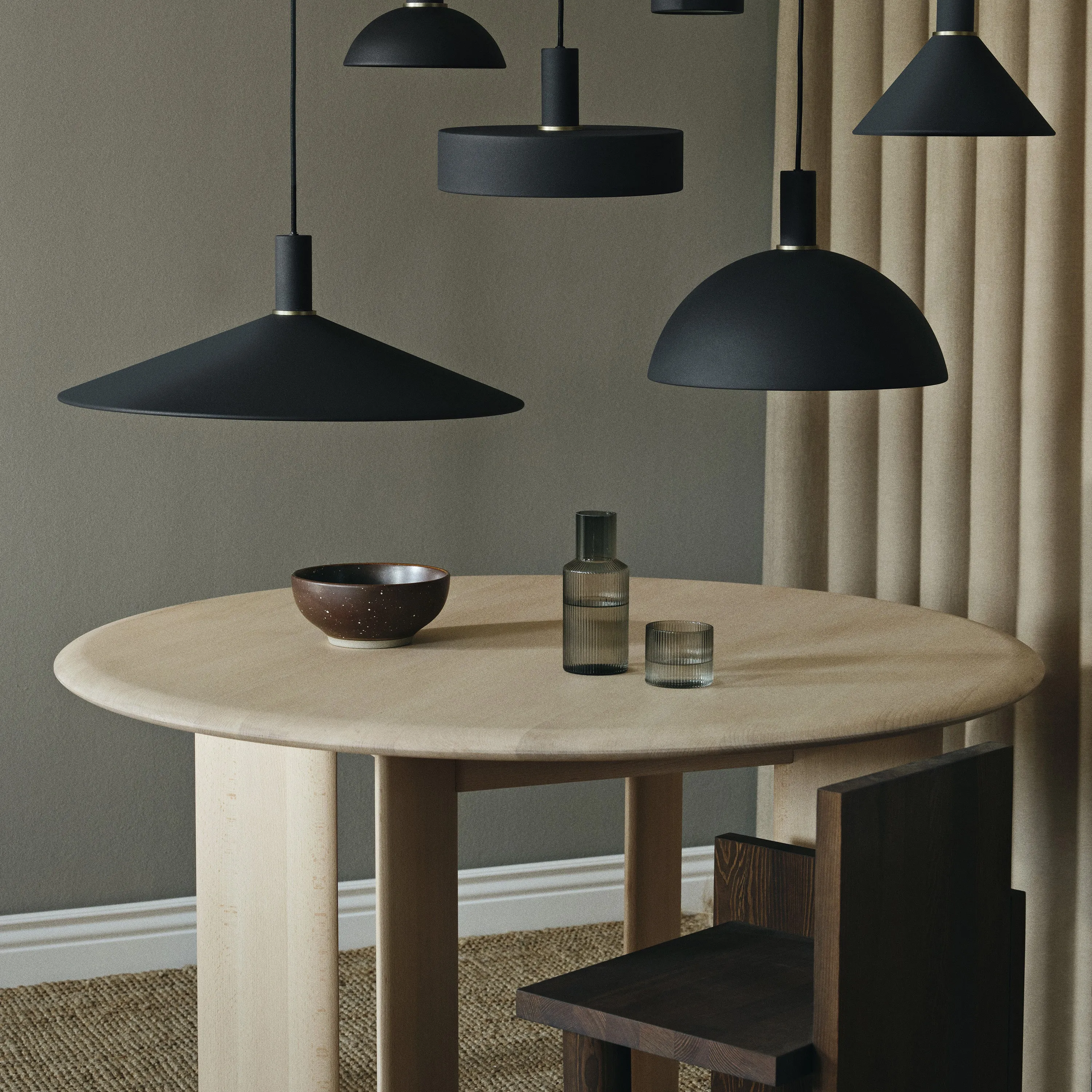 Bevel Extendable Dining Table