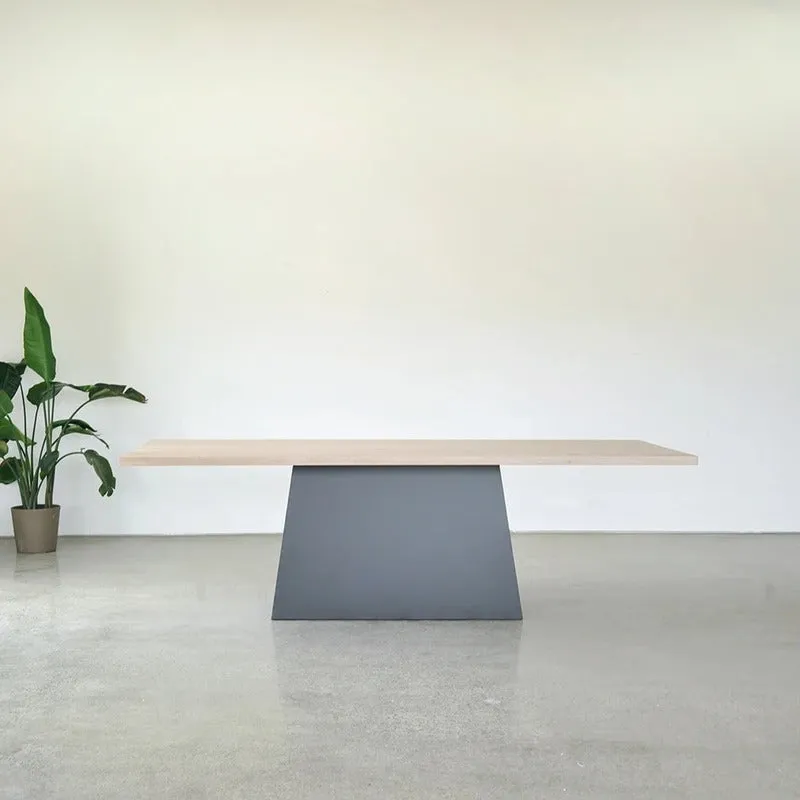 Brackton Dining Table