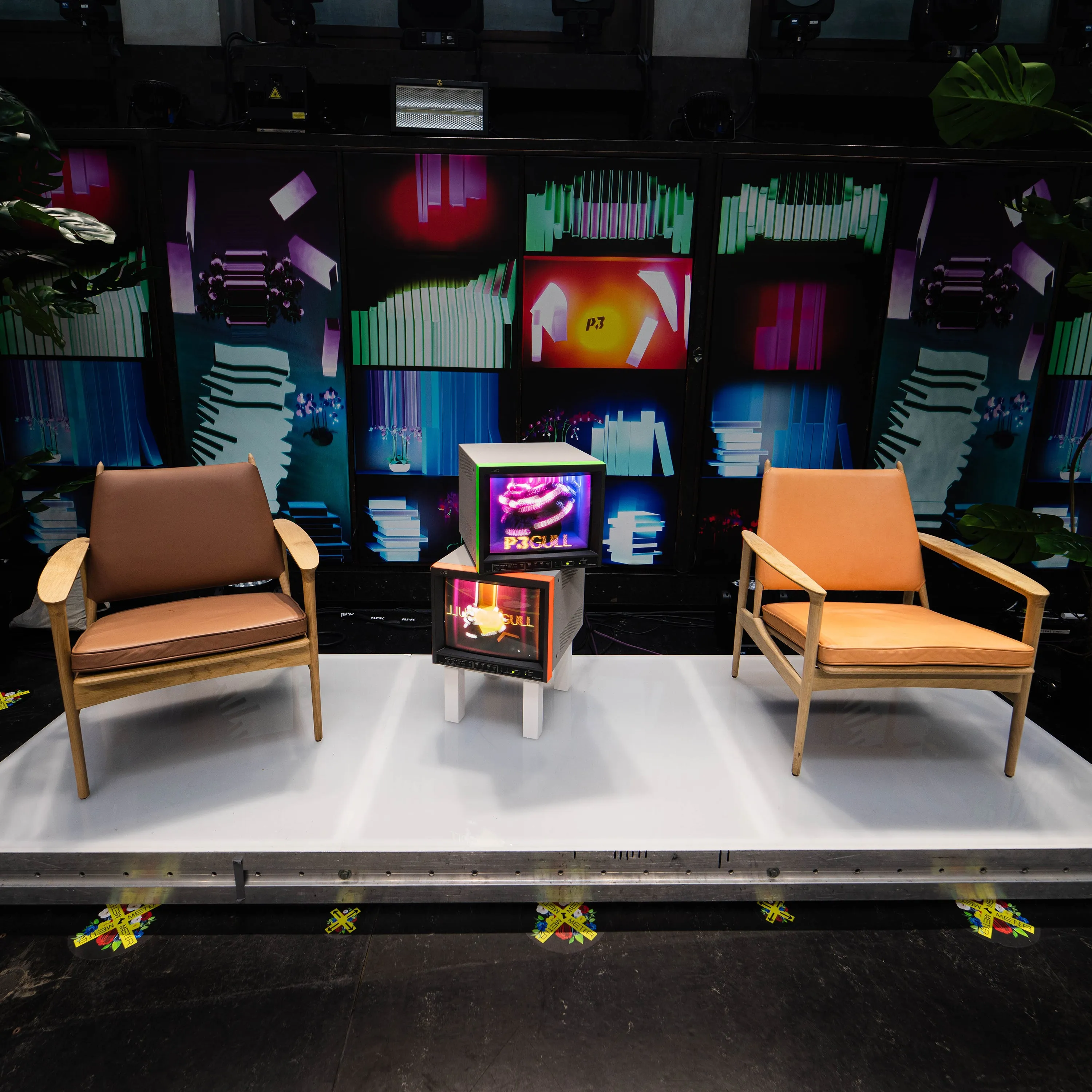 Broadway Lounge Chair