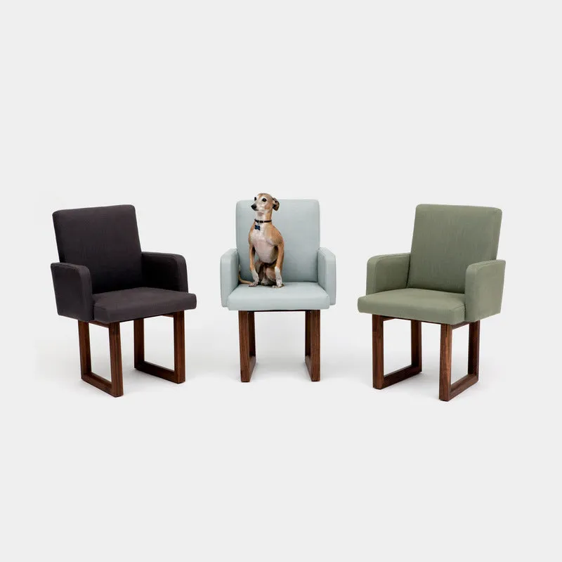 C2 Armchair
