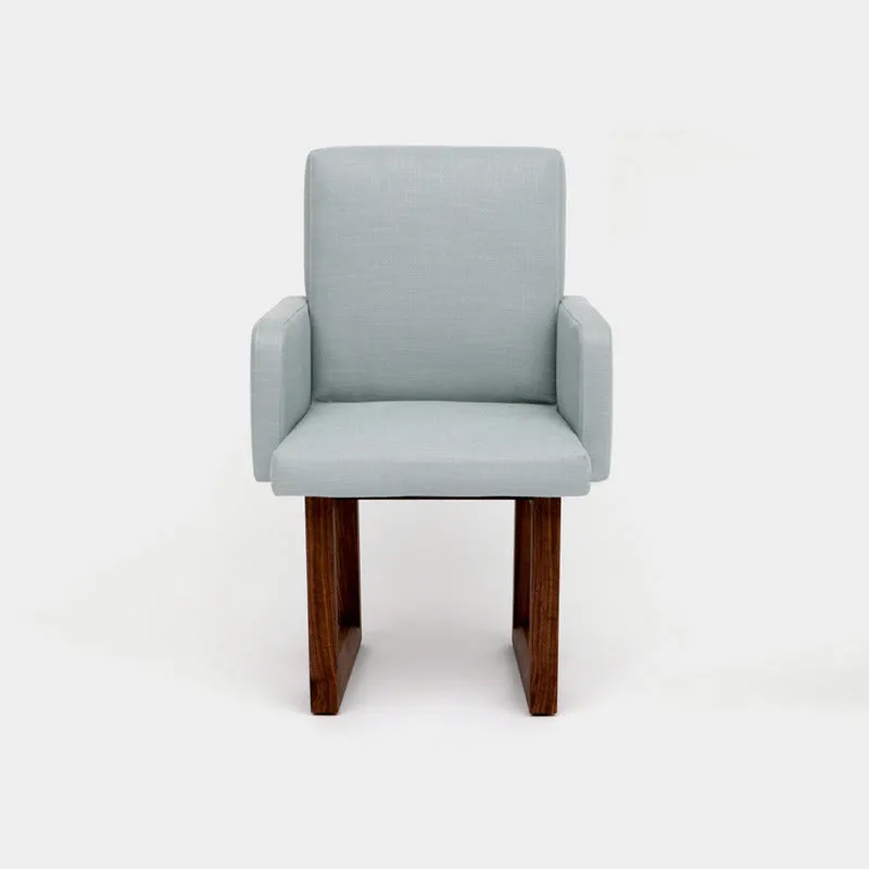 C2 Armchair