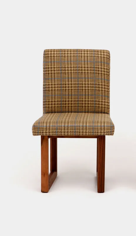 C2 Armchair