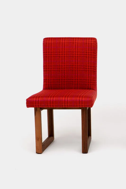 C2 Armchair