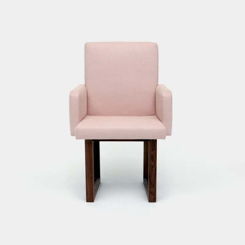 C2 Armchair