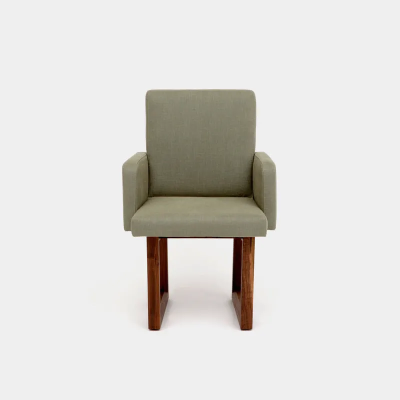 C2 Armchair
