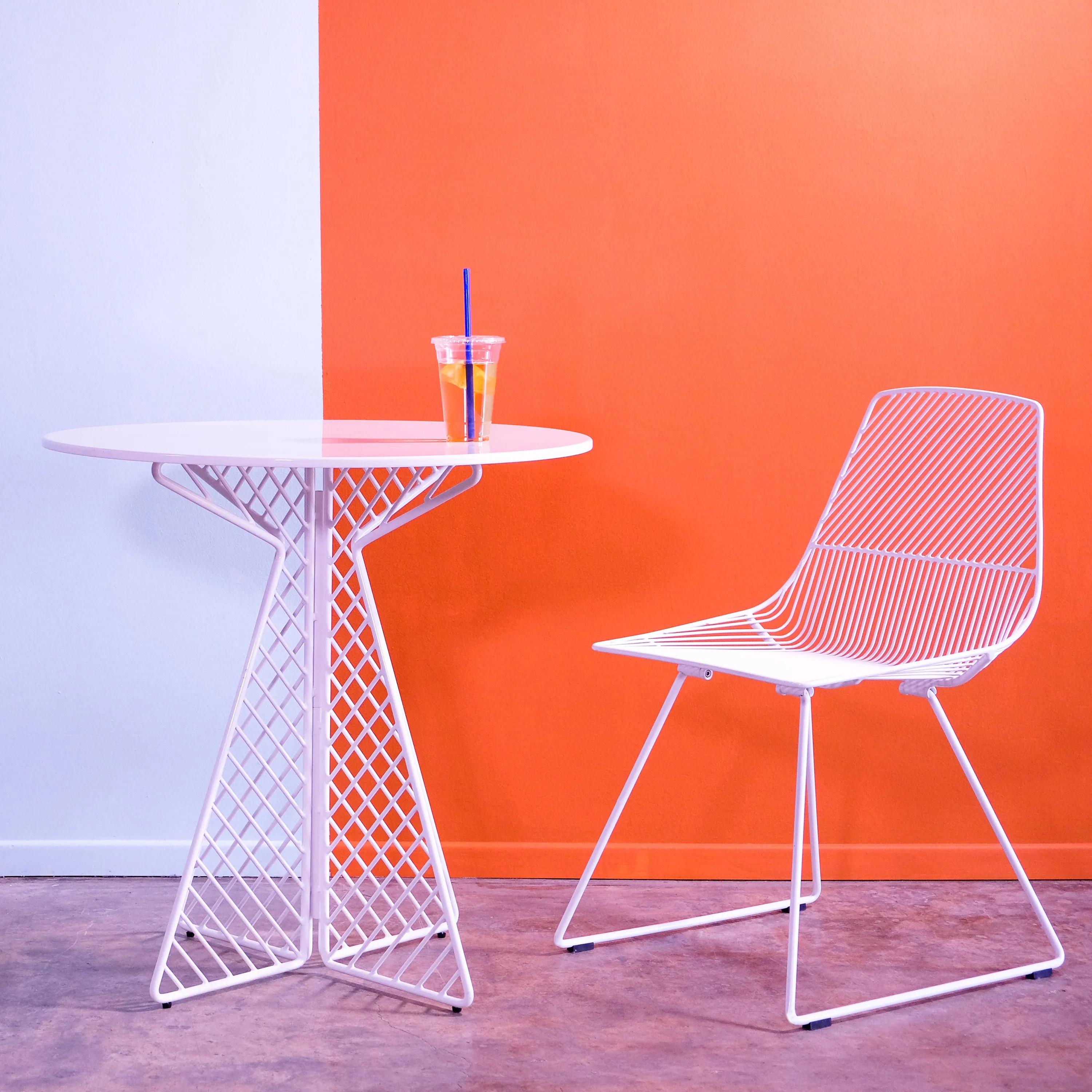 Cafe Round Dining Table