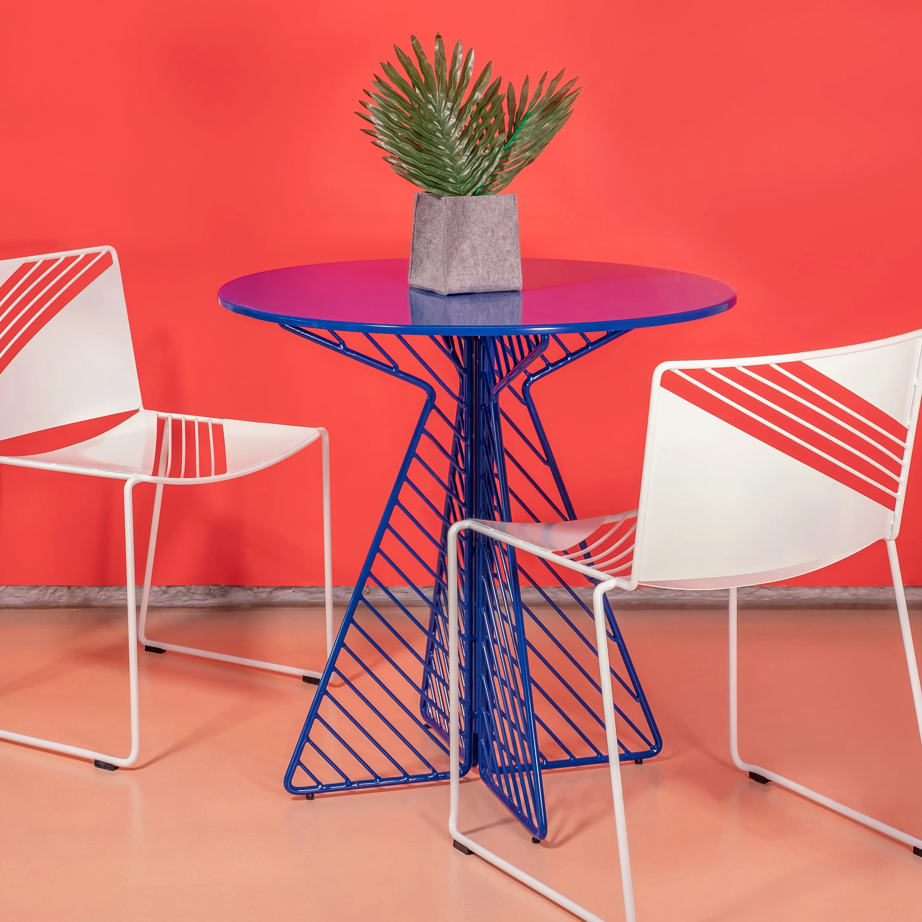 Cafe Round Dining Table