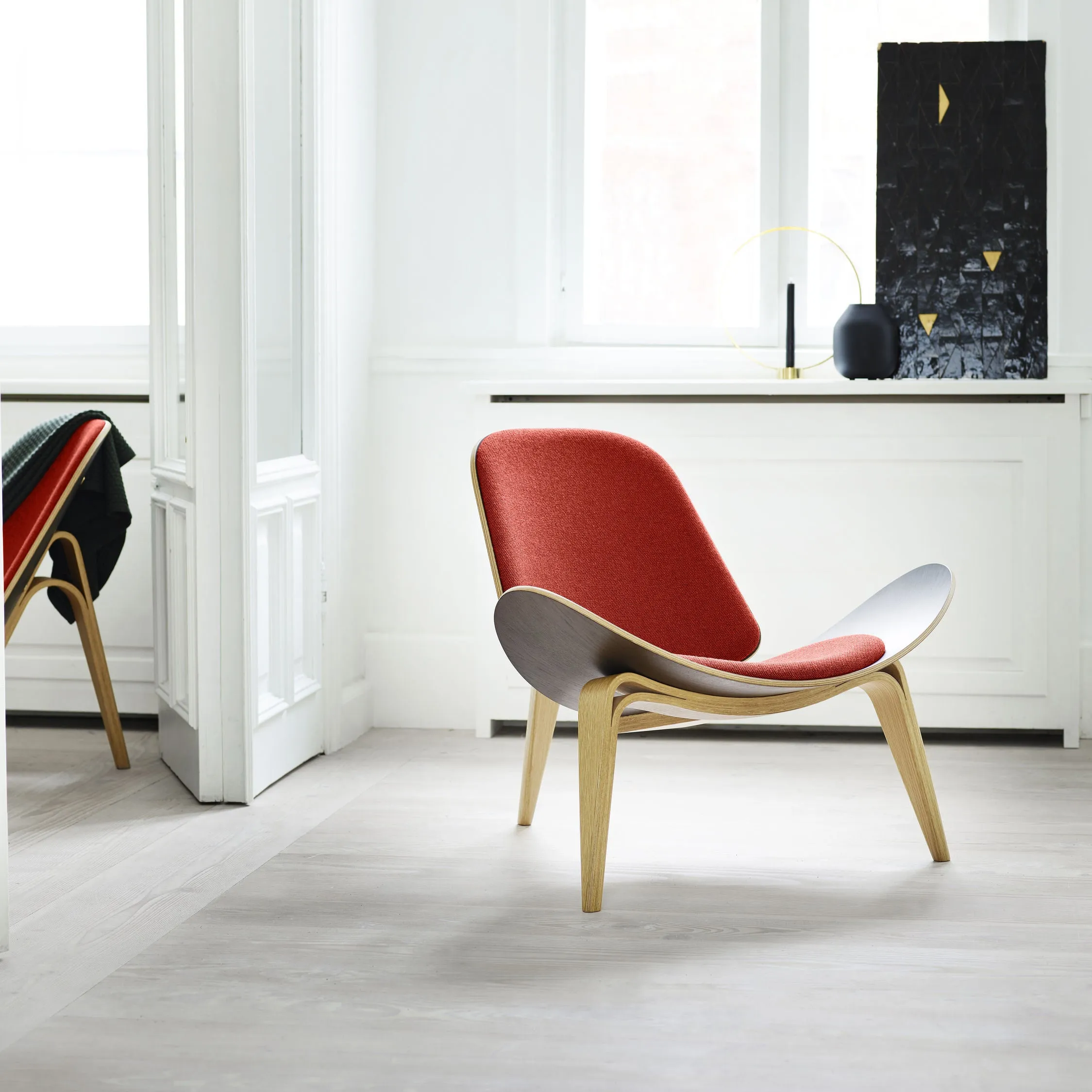 CH07 Shell Chair