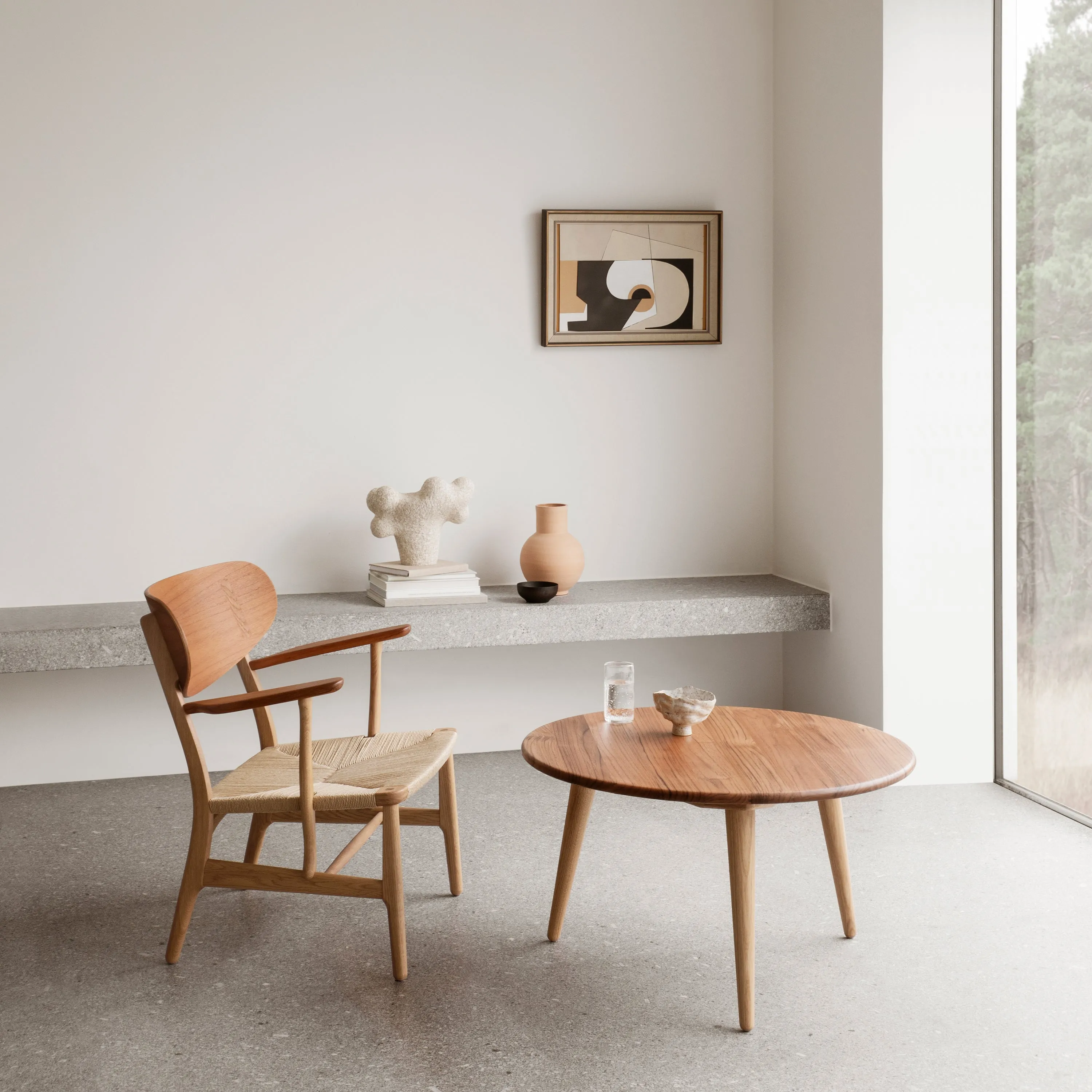 CH22 Lounge Chair