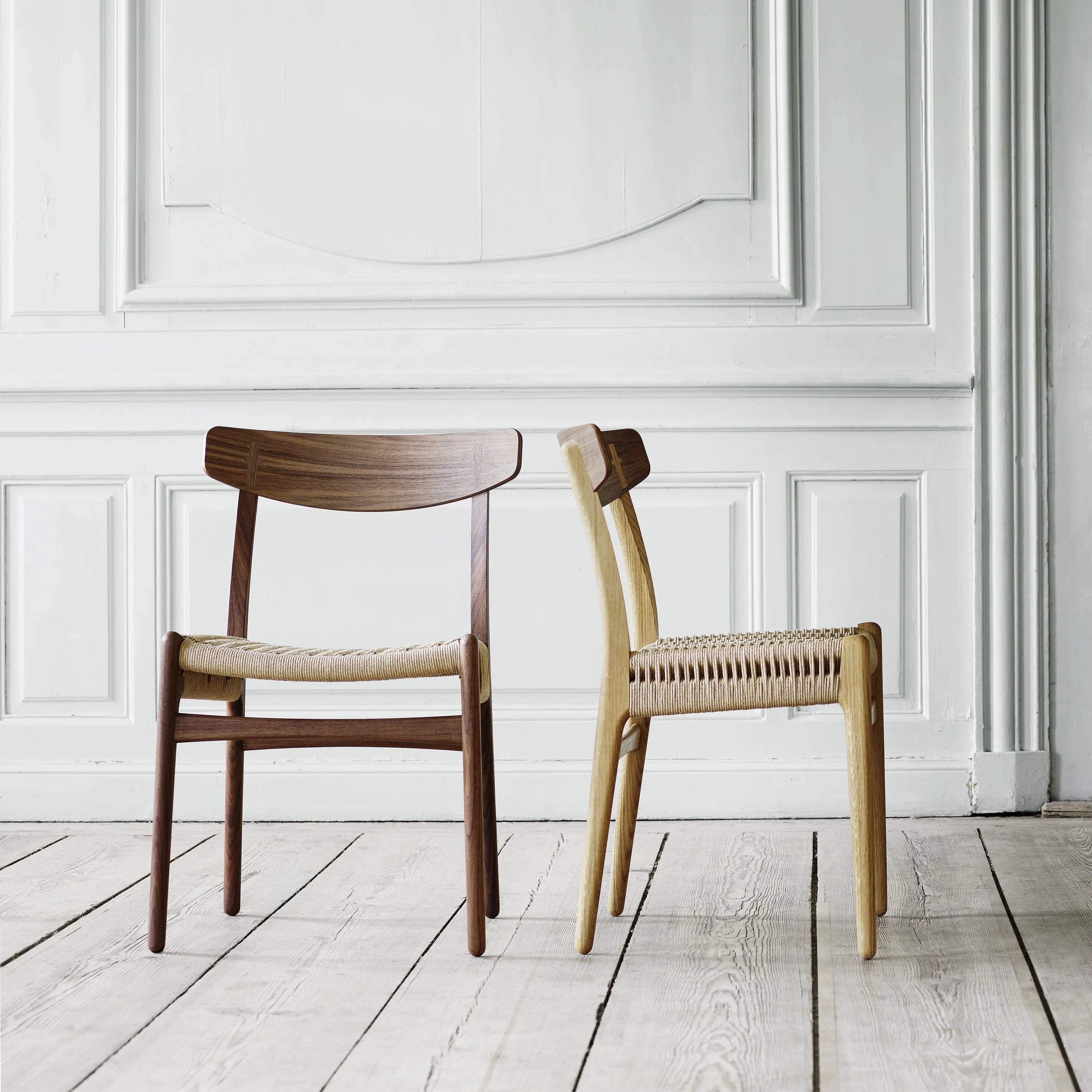 CH23 Dining Chair