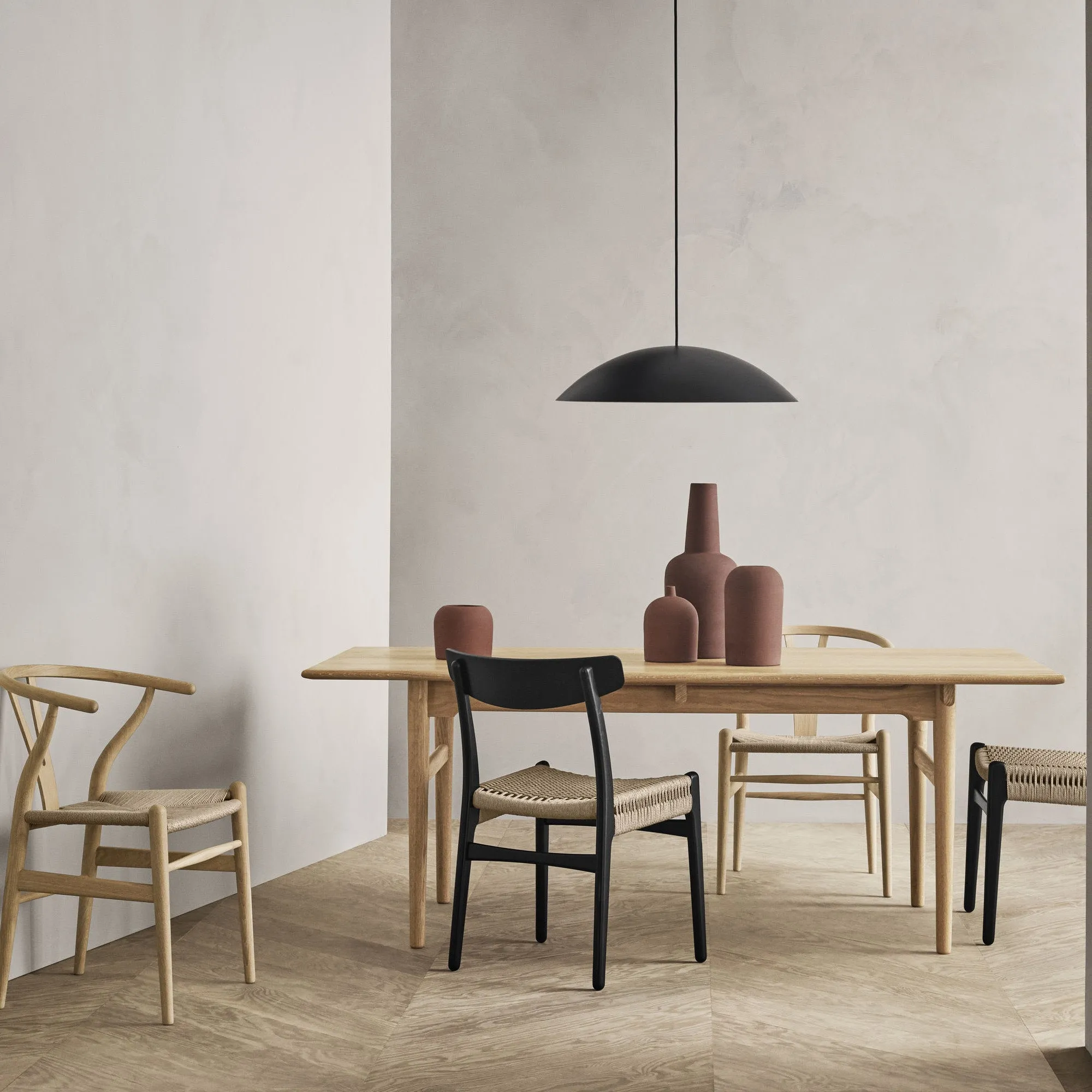 CH23 Dining Chair