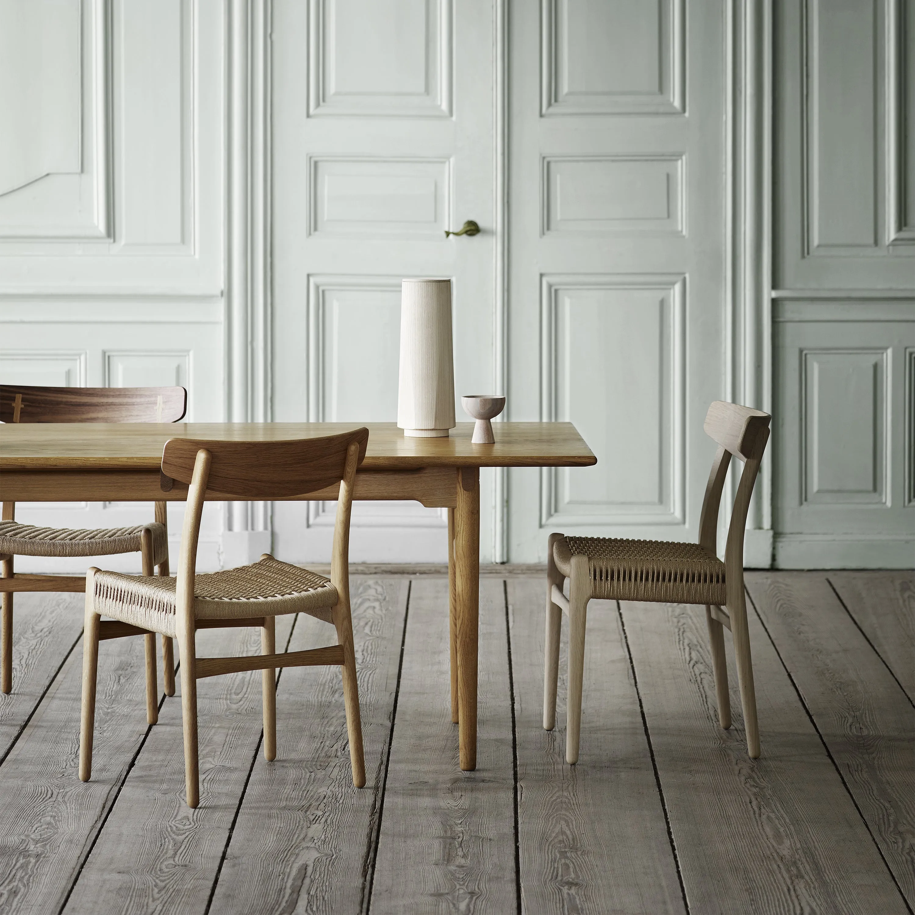 CH23 Dining Chair