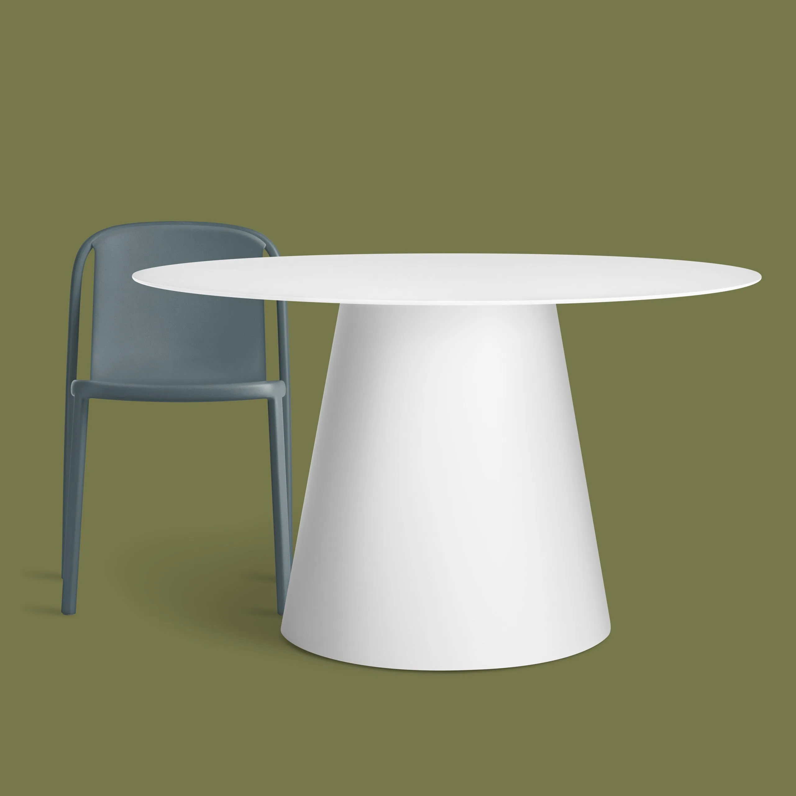 Circula Dining Table