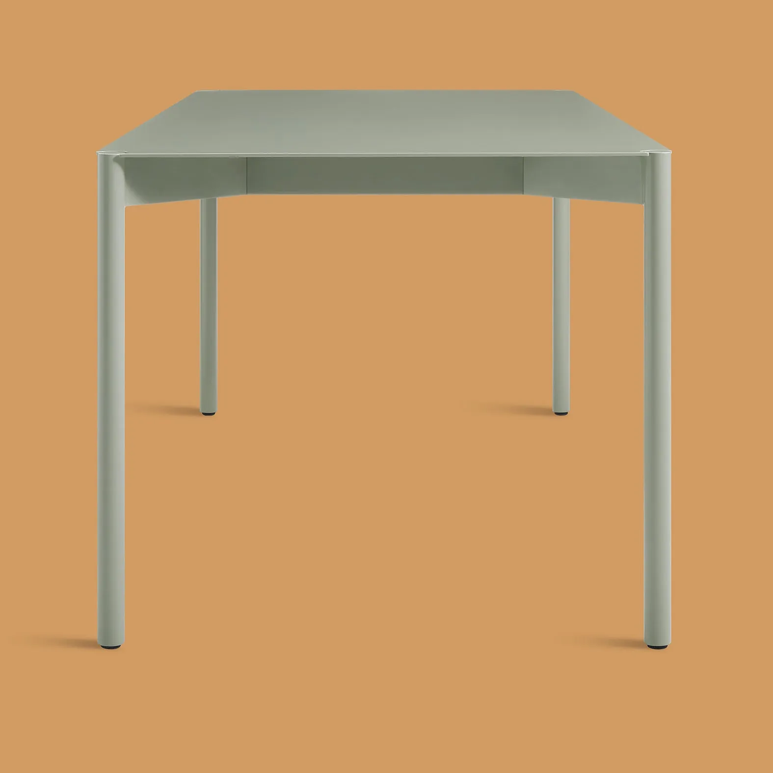 Comeuppance Dining Table