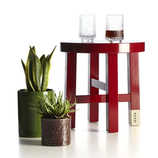 Common Comrades Scholar Side Table