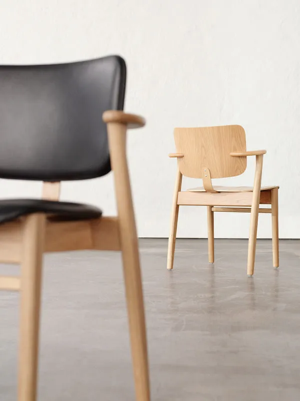 Domus Chair