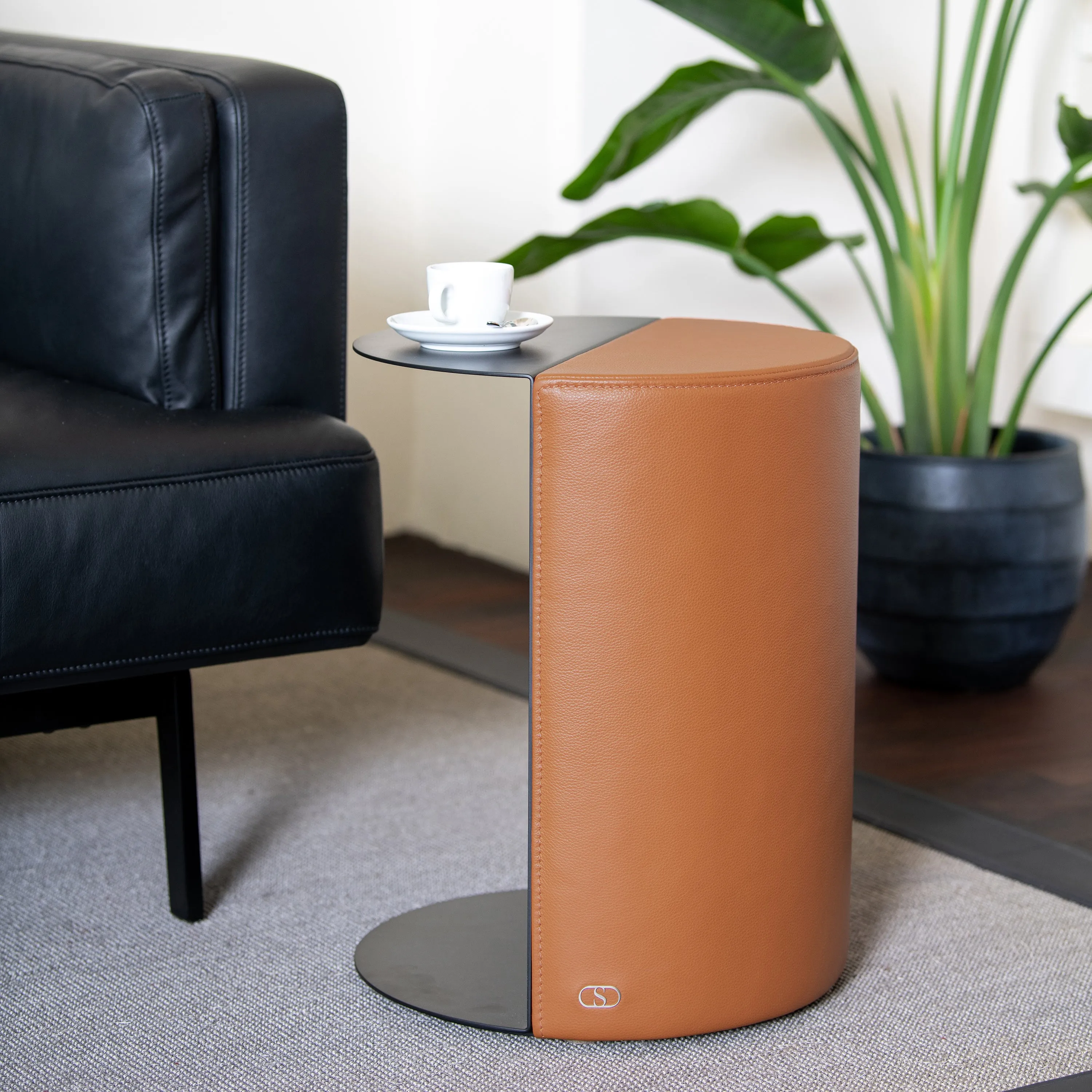 DS-5250 Tango Side Table