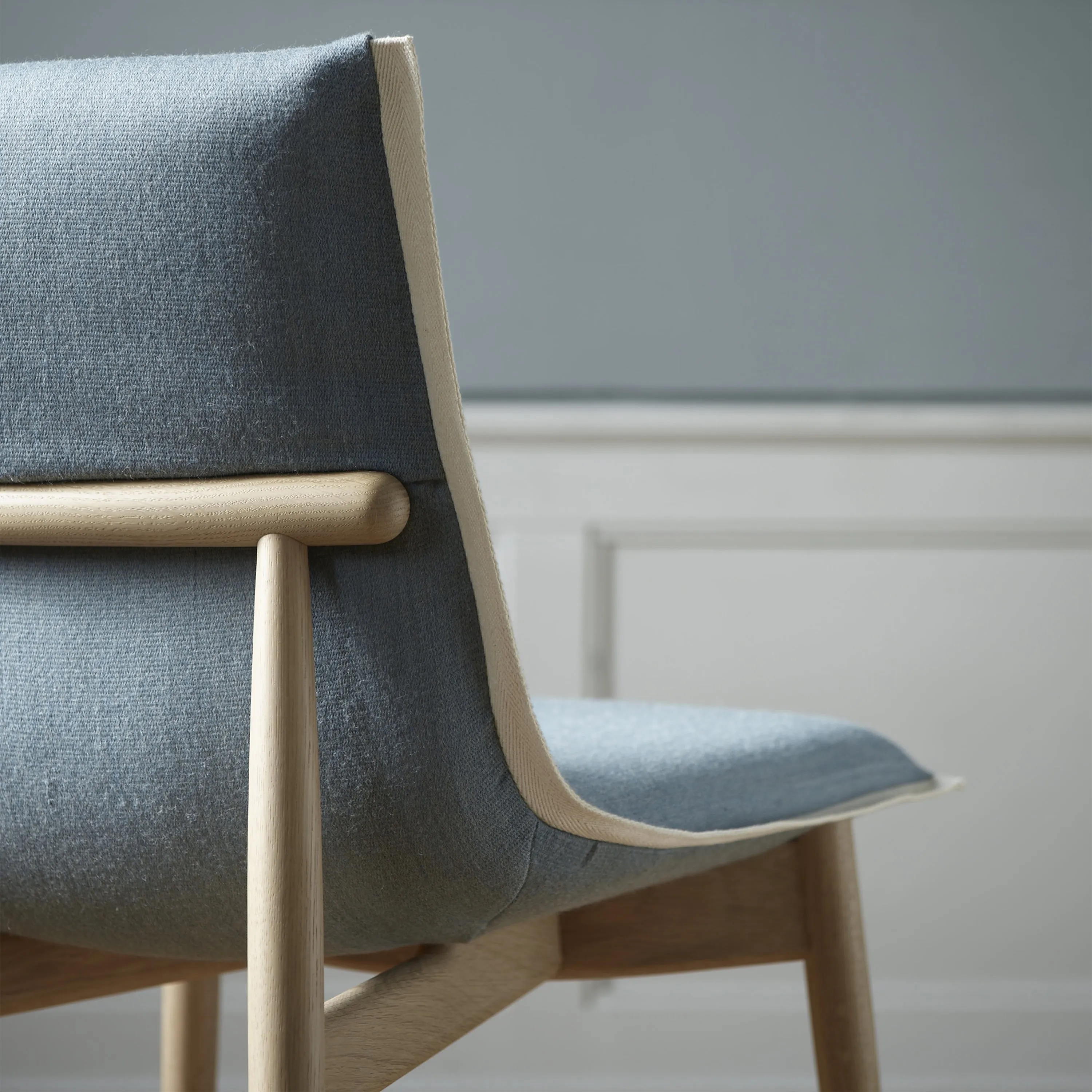 E004 Embrace Armless Chair