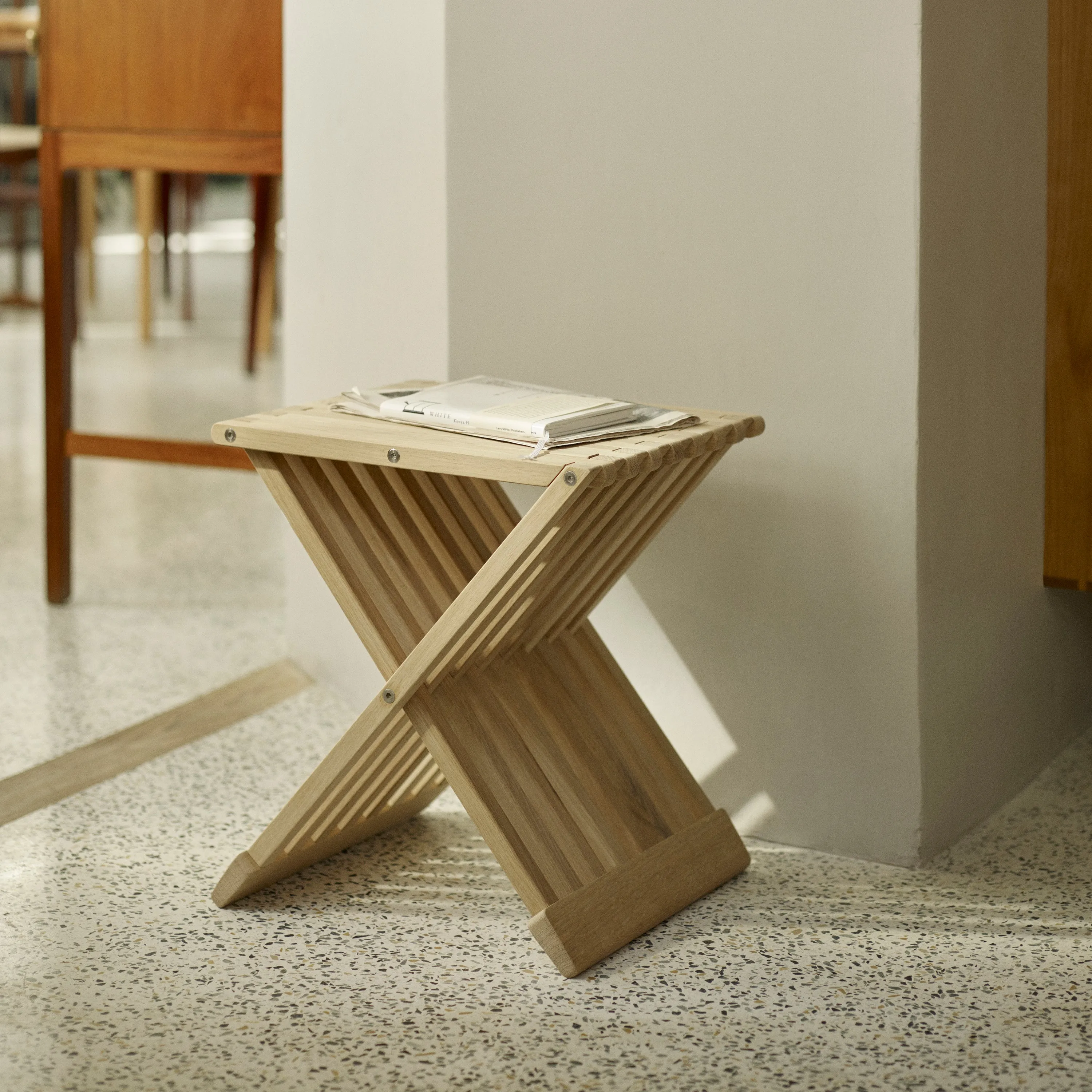 Fionia Stool
