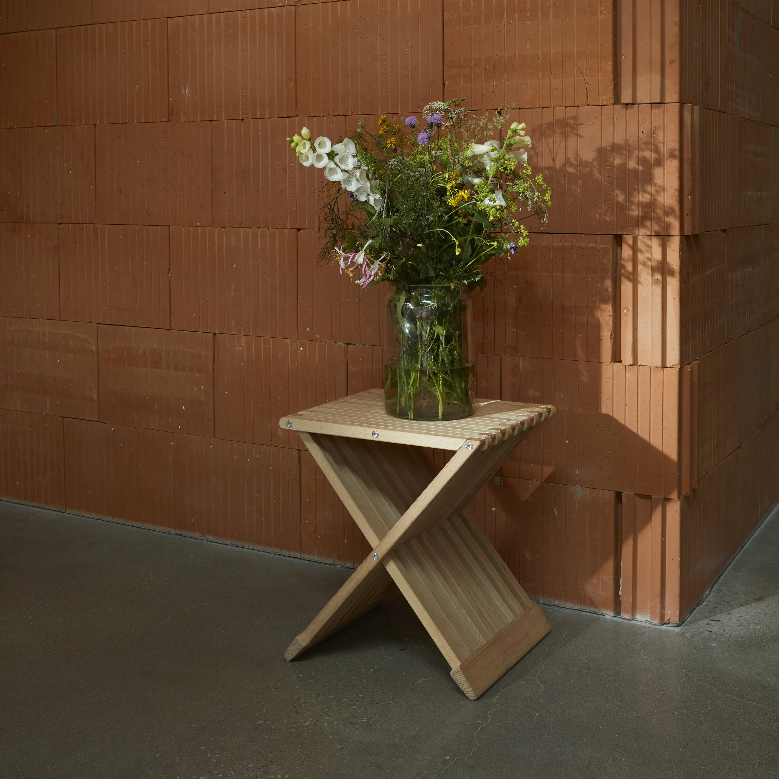 Fionia Stool