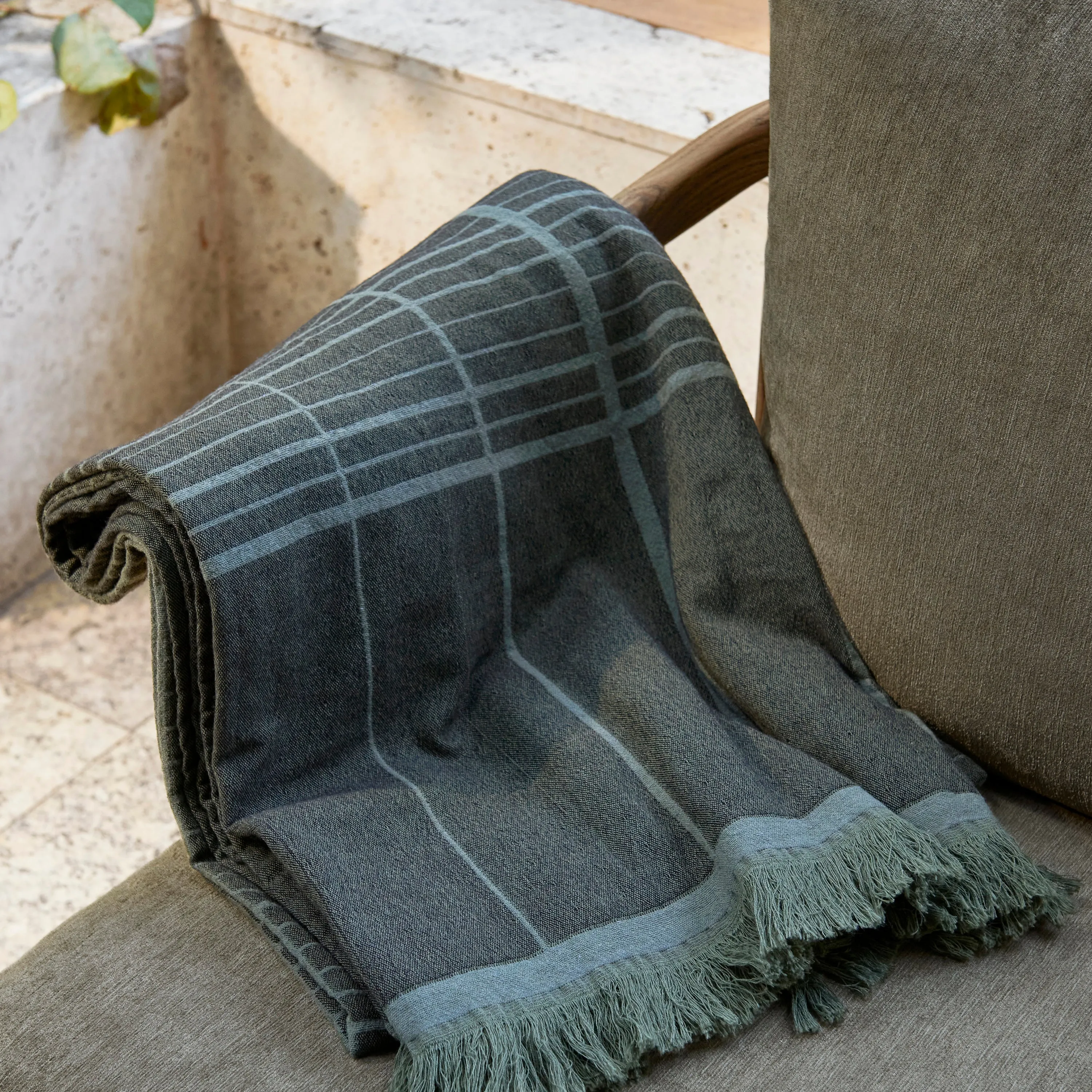 Fly 2-Seater Sofa