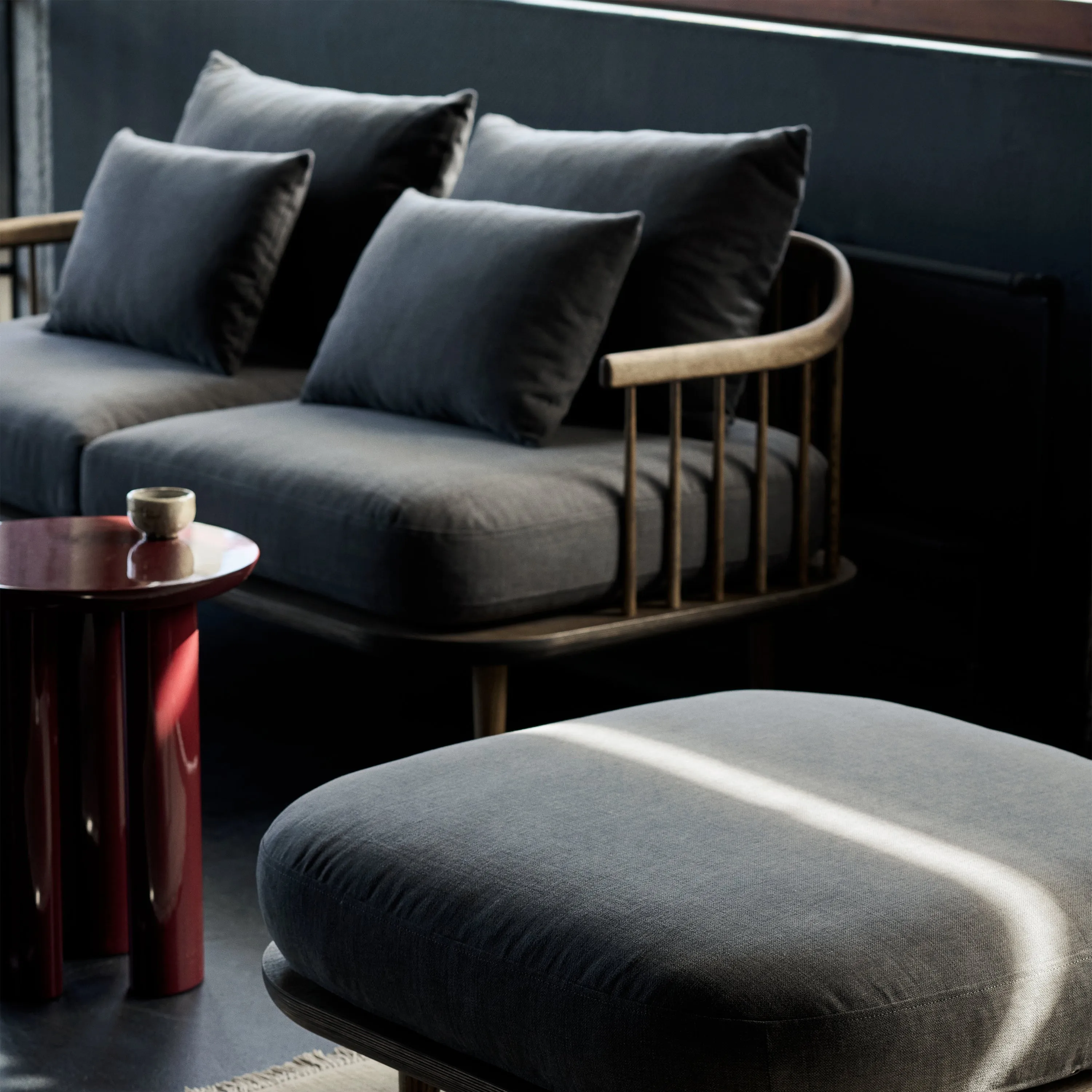 Fly 2-Seater Sofa