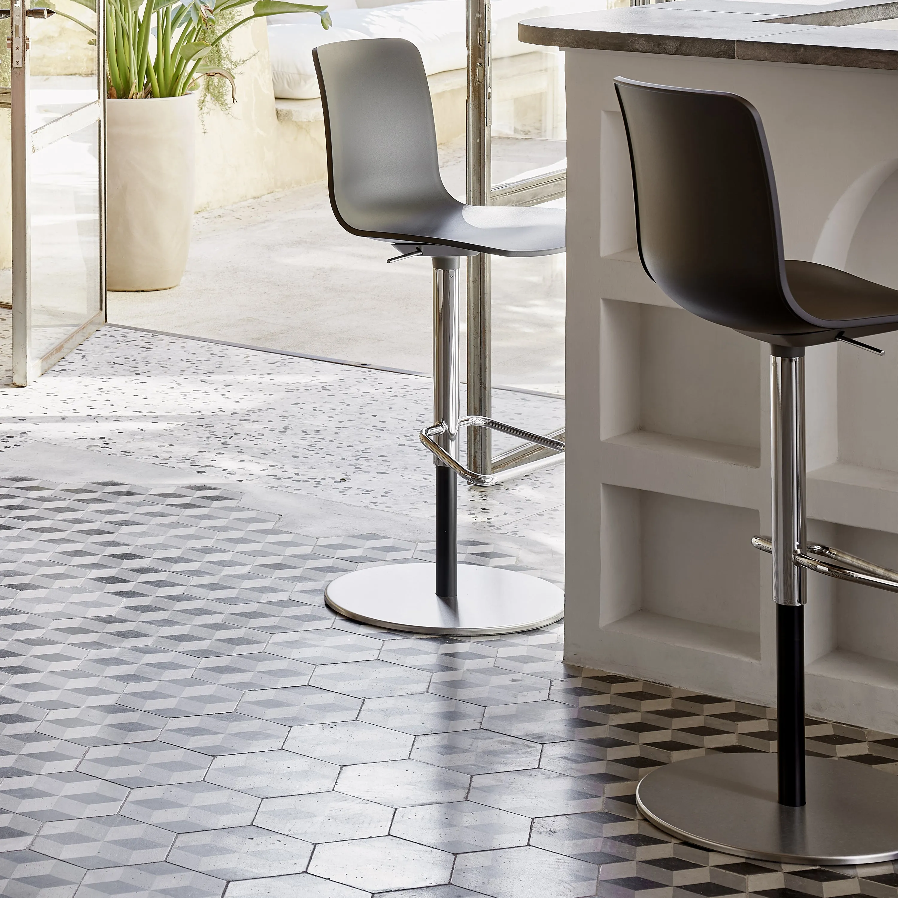 HAL Ply Barstool