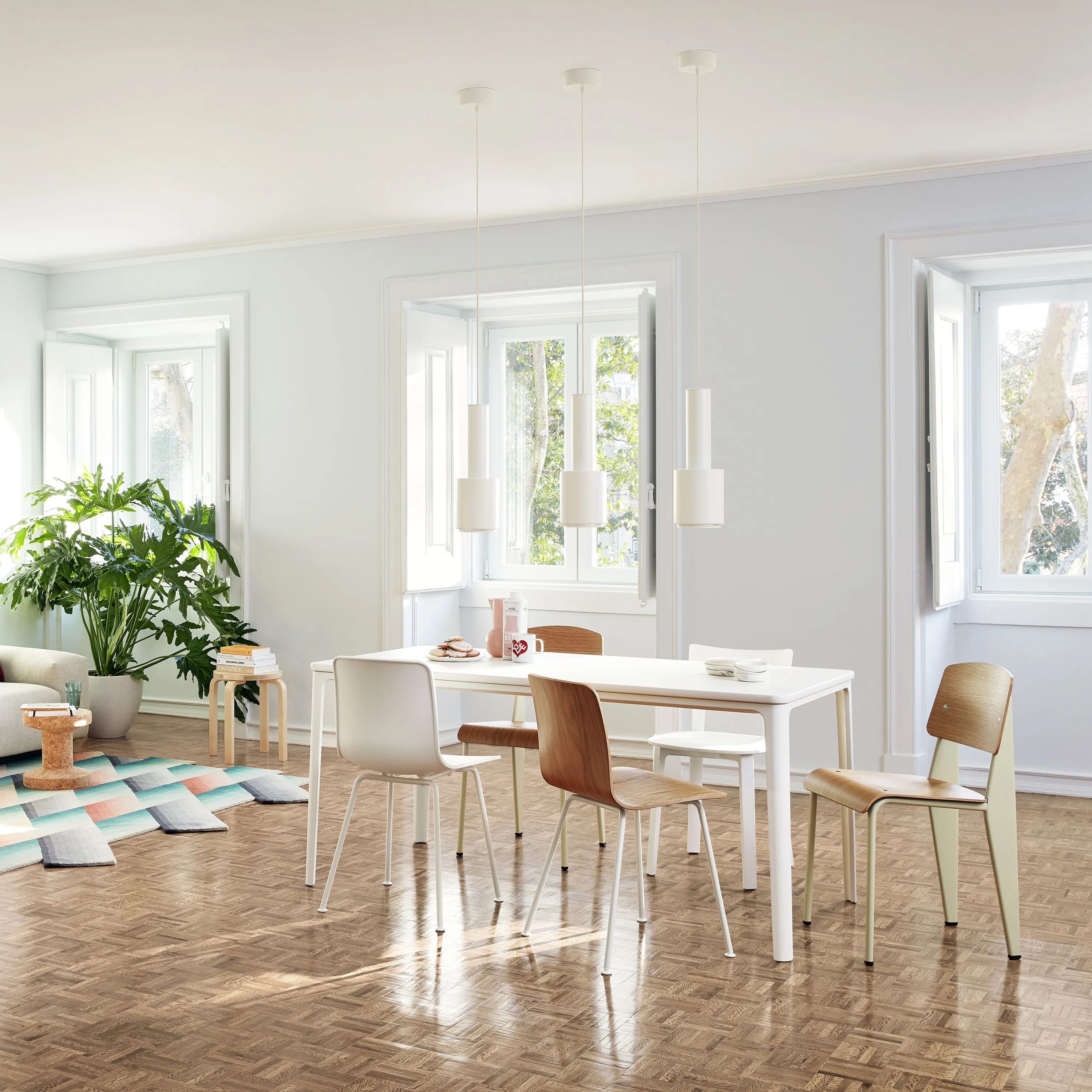 HAL Tube Side Chair