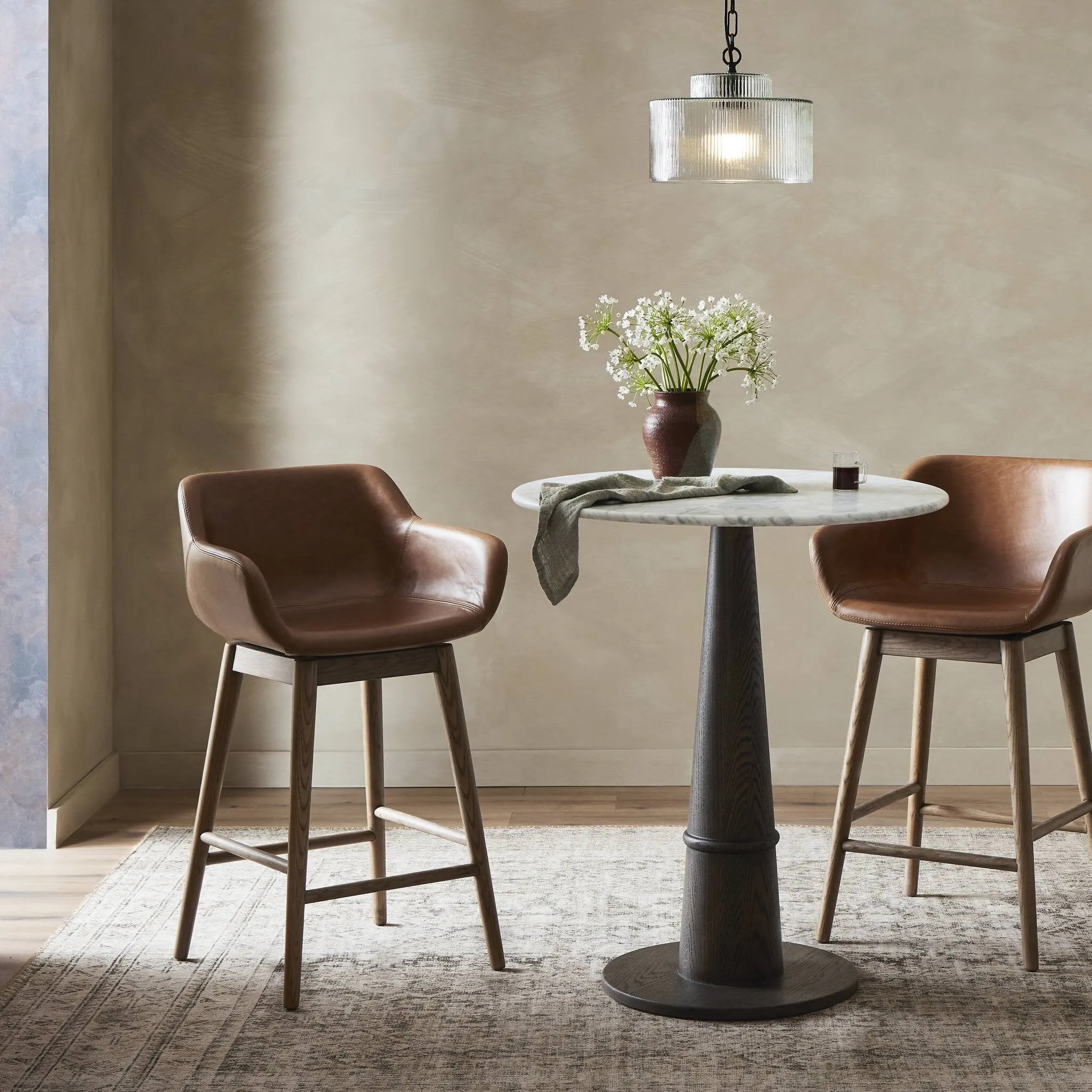 Hannah Swivel Stool