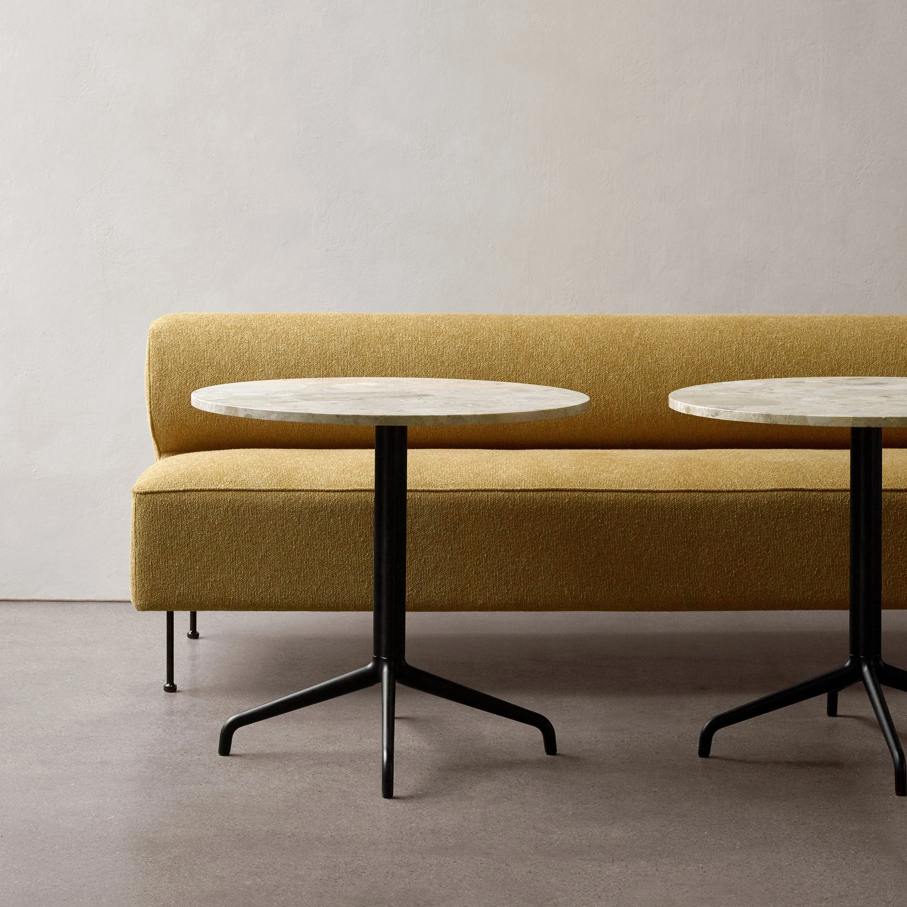 Harbour Column Round Dining Table with Star Base