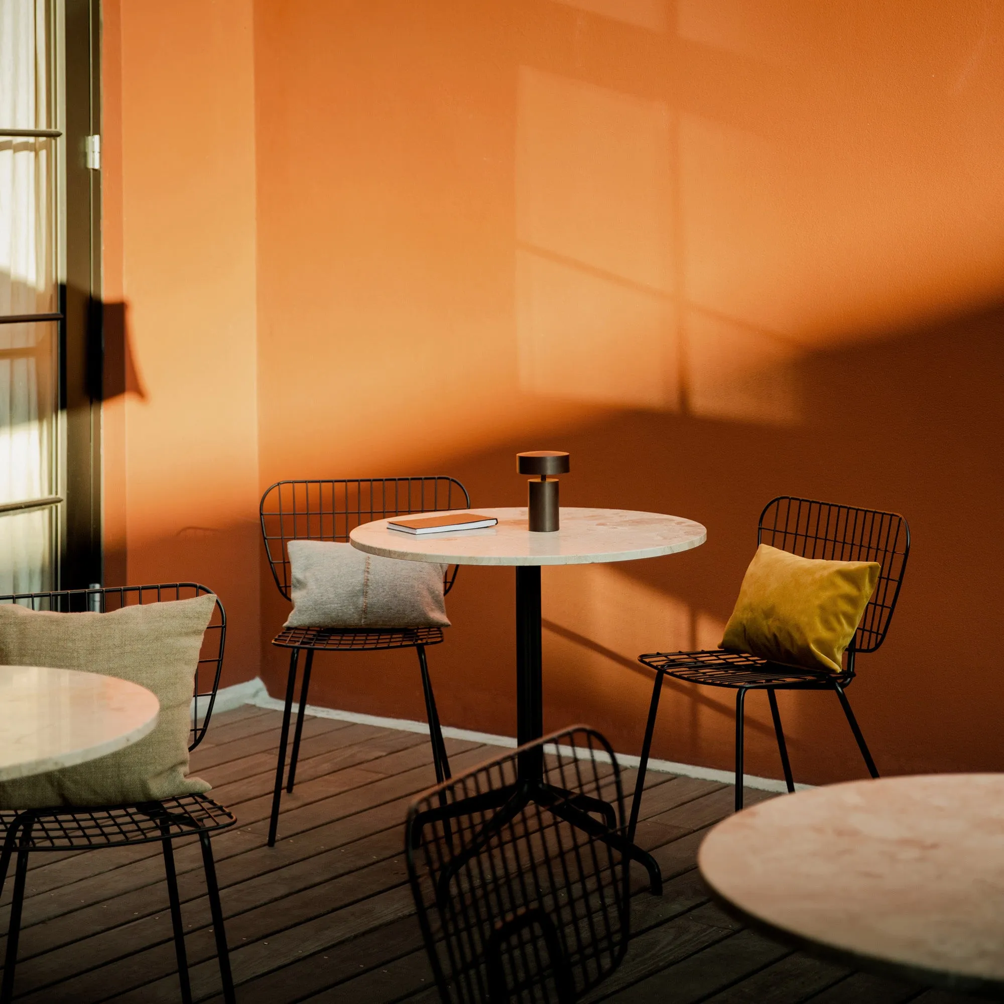 Harbour Column Round Dining Table with Star Base