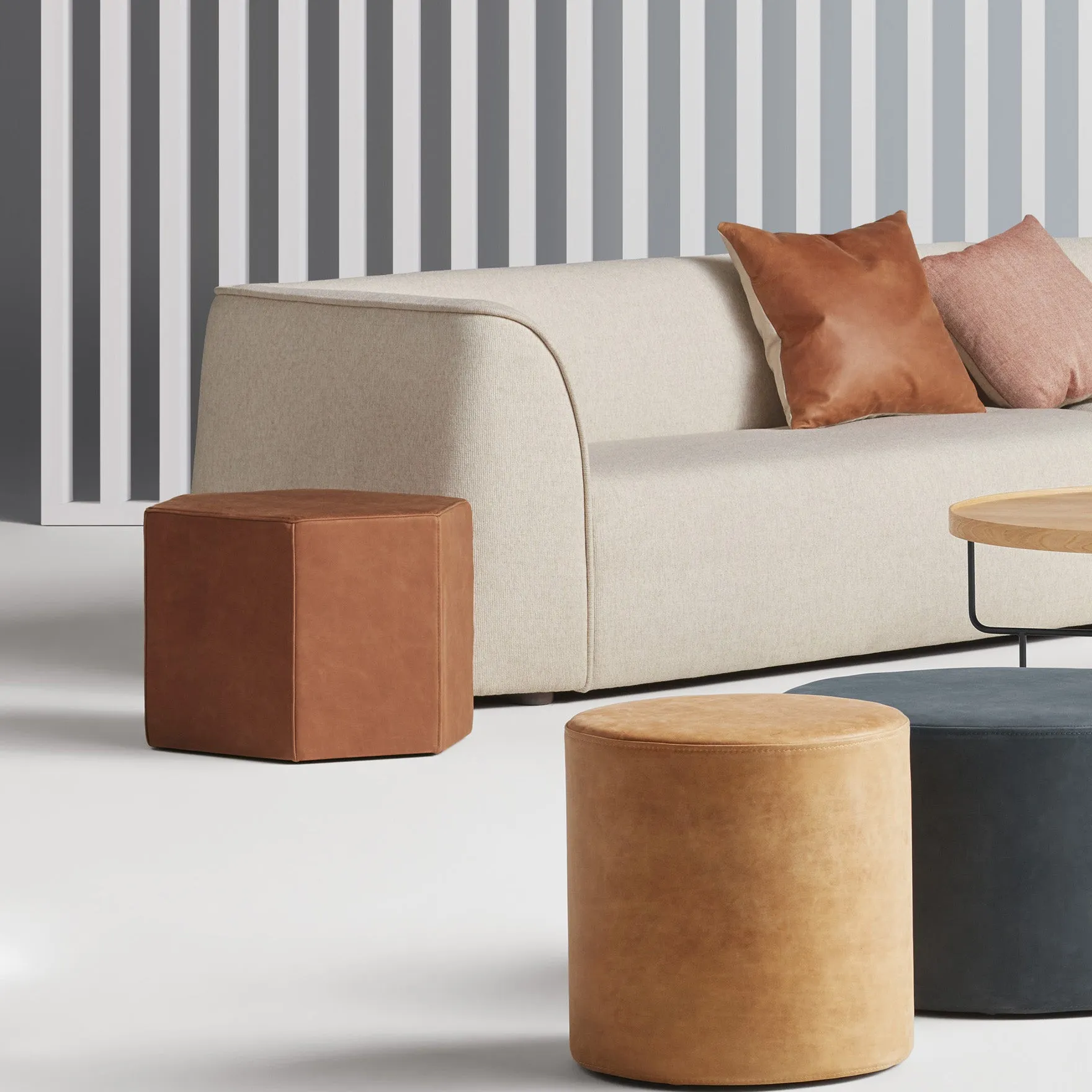 Hecks Ottoman
