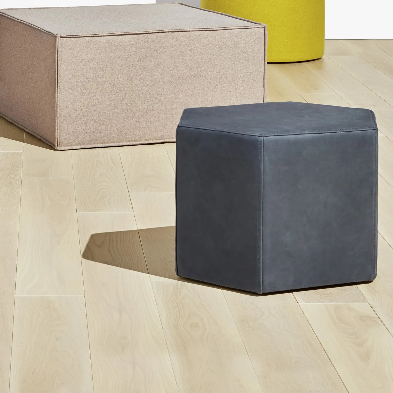 Hecks Ottoman