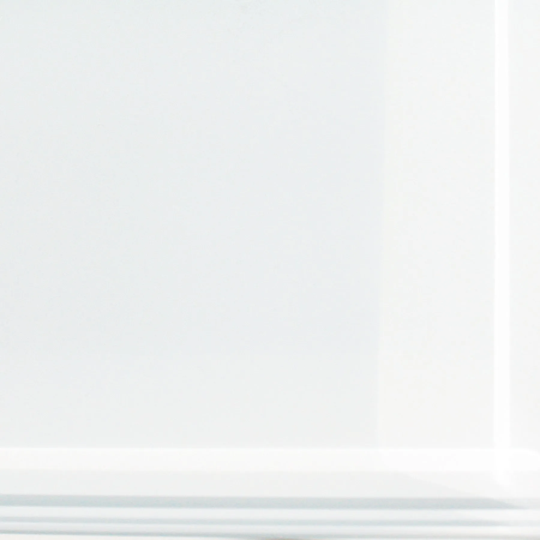 Horizon 4 Door Cabinet