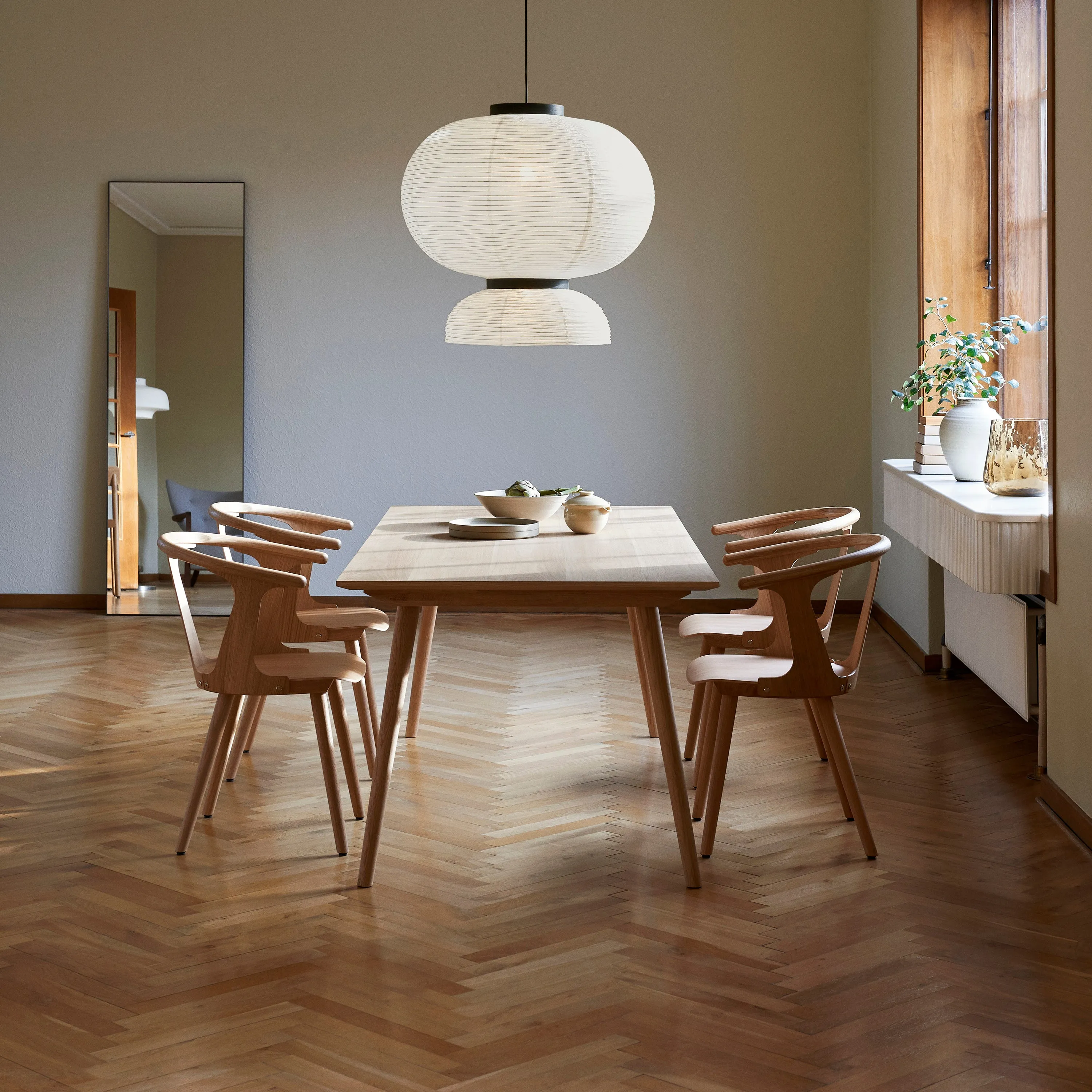 In Between Rectangle Dining Table