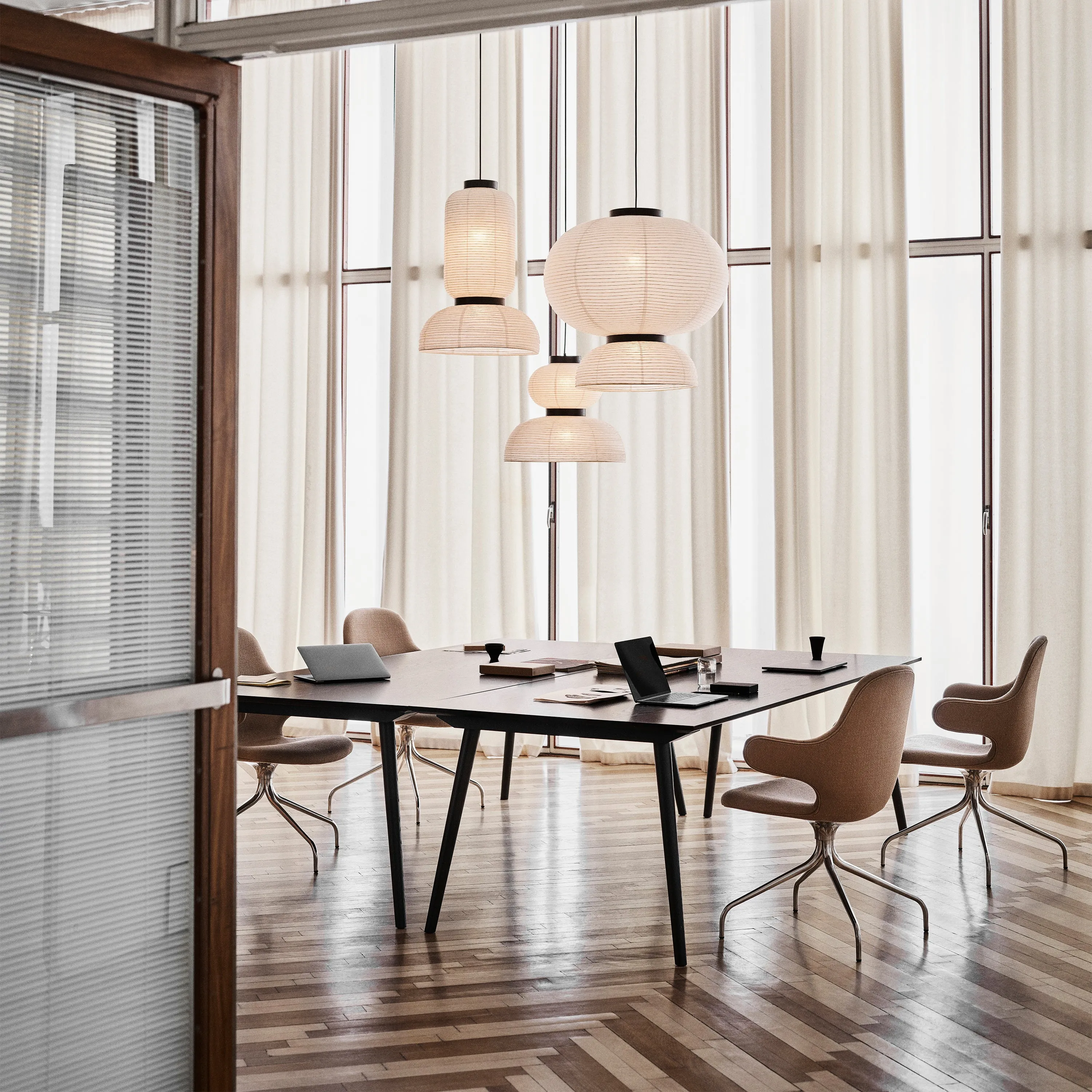 In Between Rectangle Dining Table