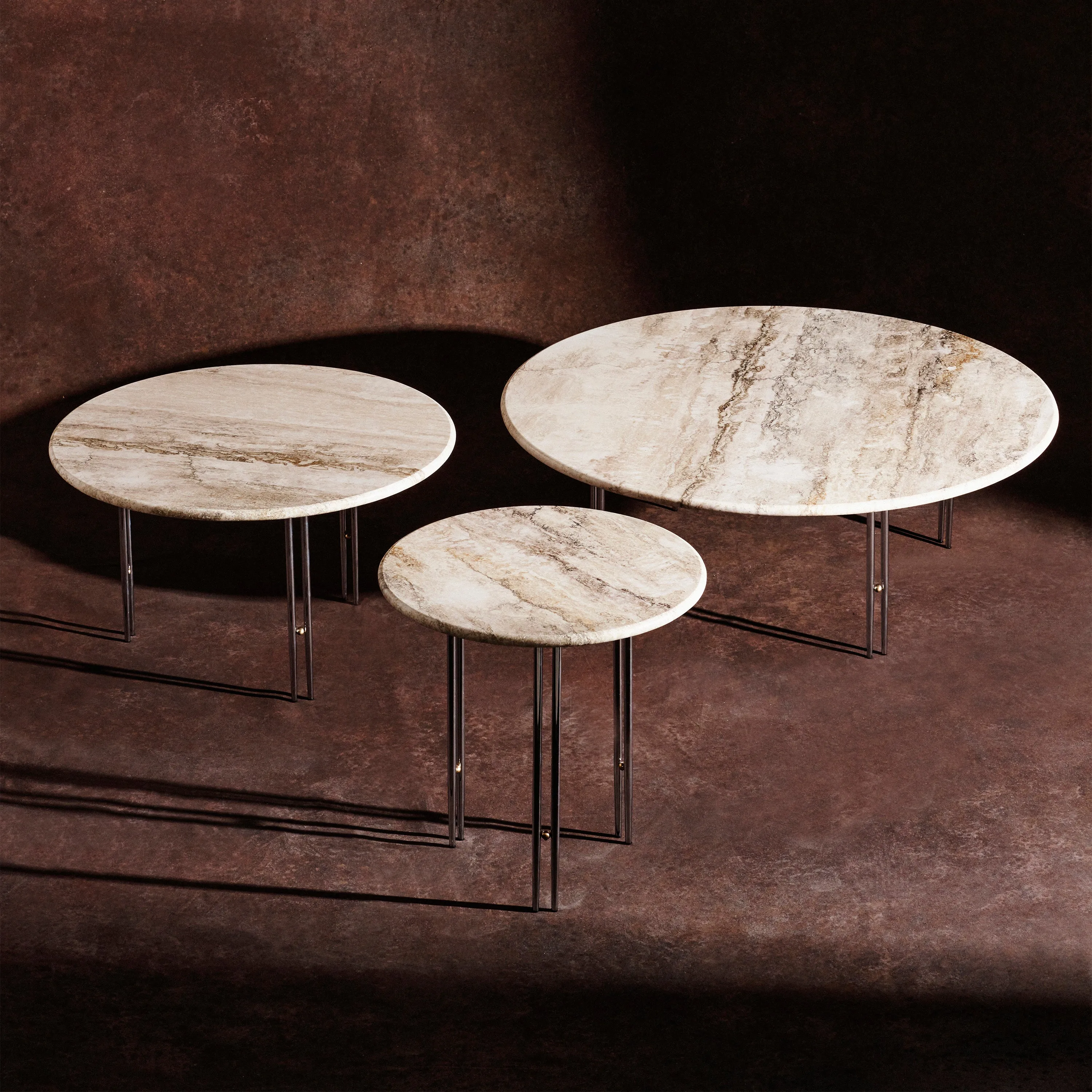 IOI Round Coffee Table