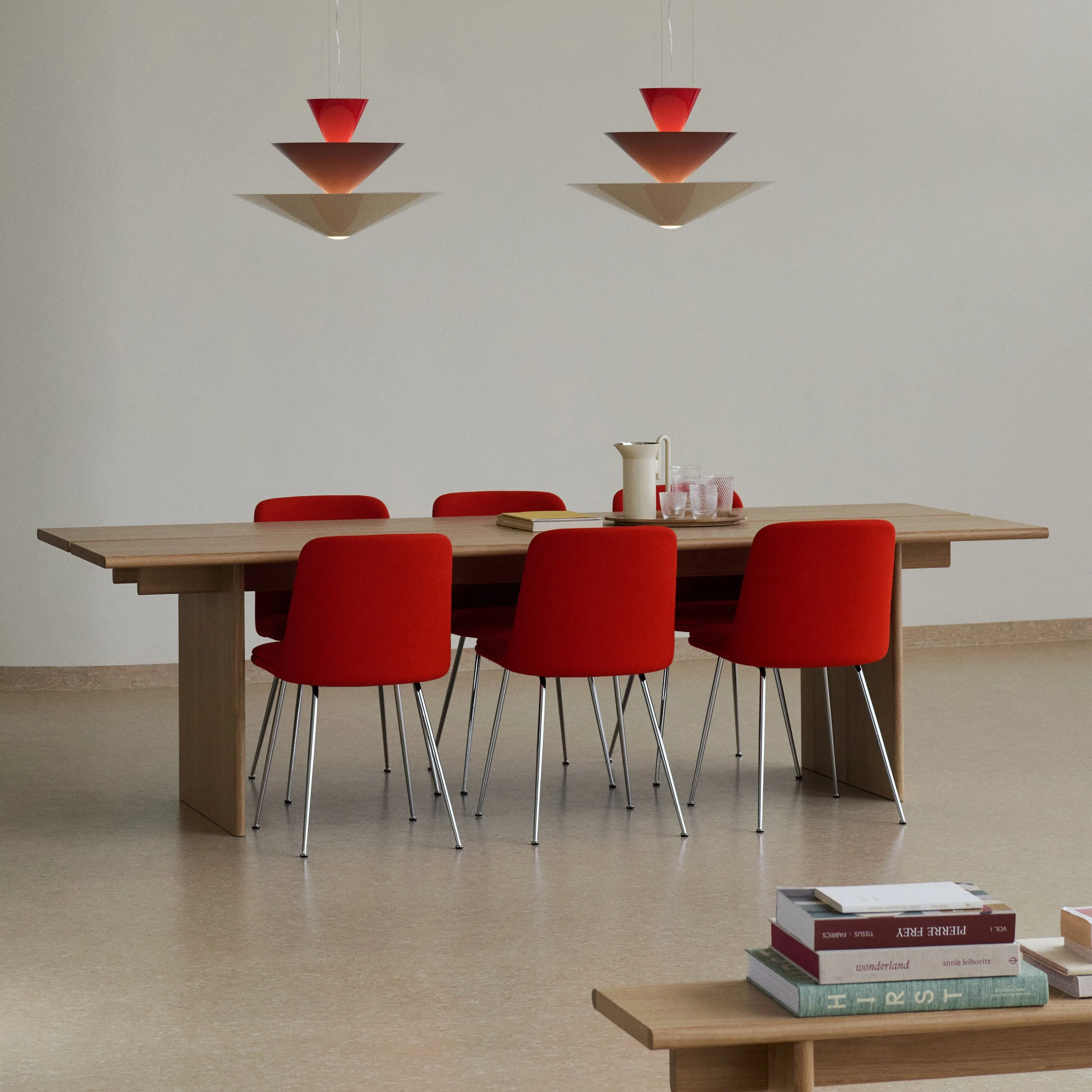 Ita Dining Table