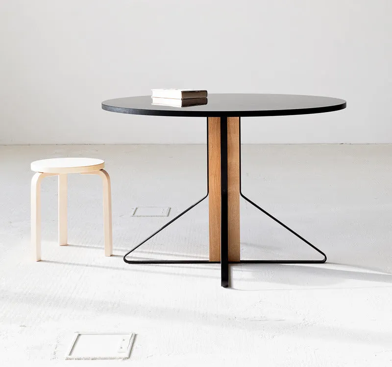 Kaari Round Table REB 004