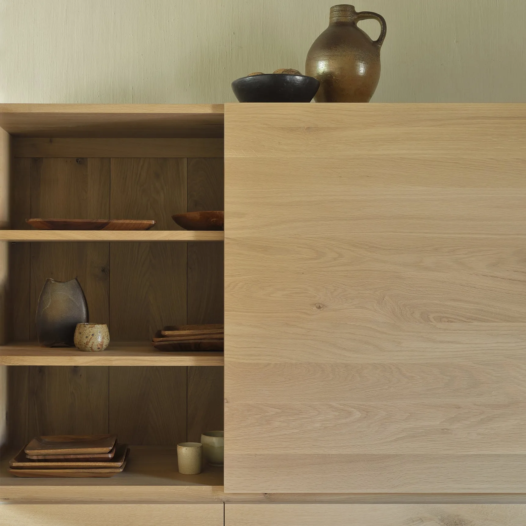 Ligna Storage Cupboard